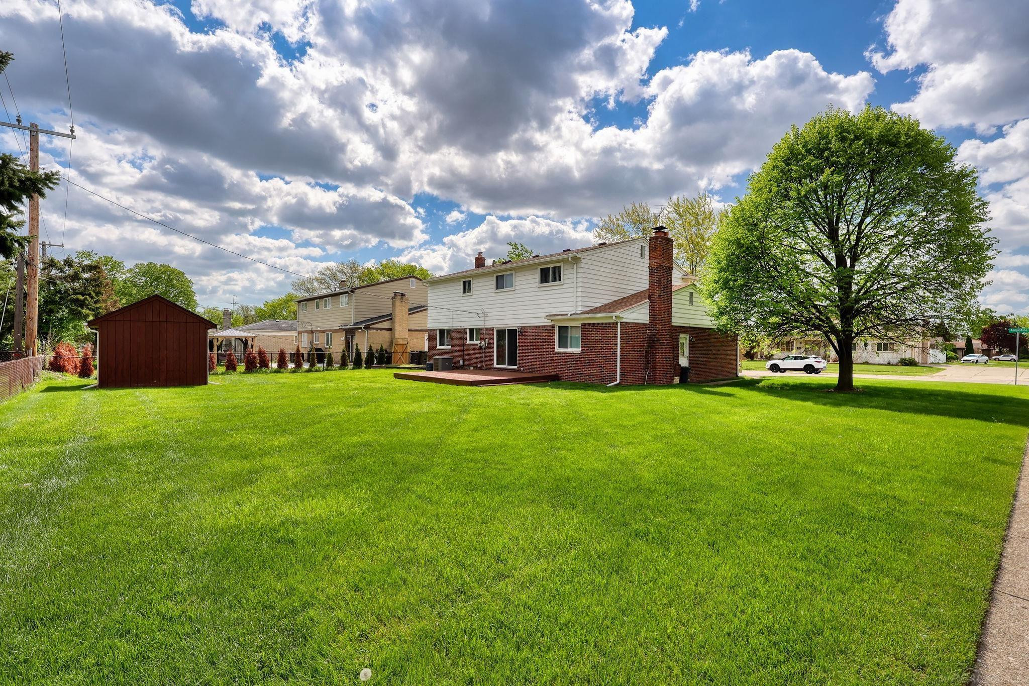 4021 Augustine Drive, Sterling Heights, MI 48310 — Photo 29