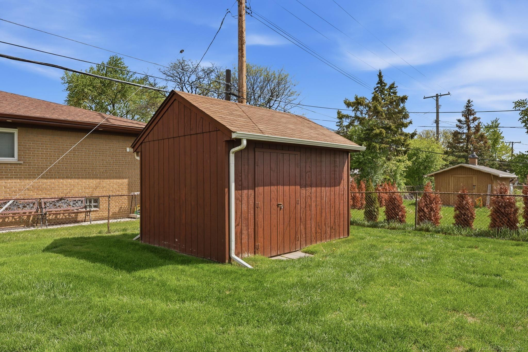 4021 Augustine Drive, Sterling Heights, MI 48310 — Photo 31