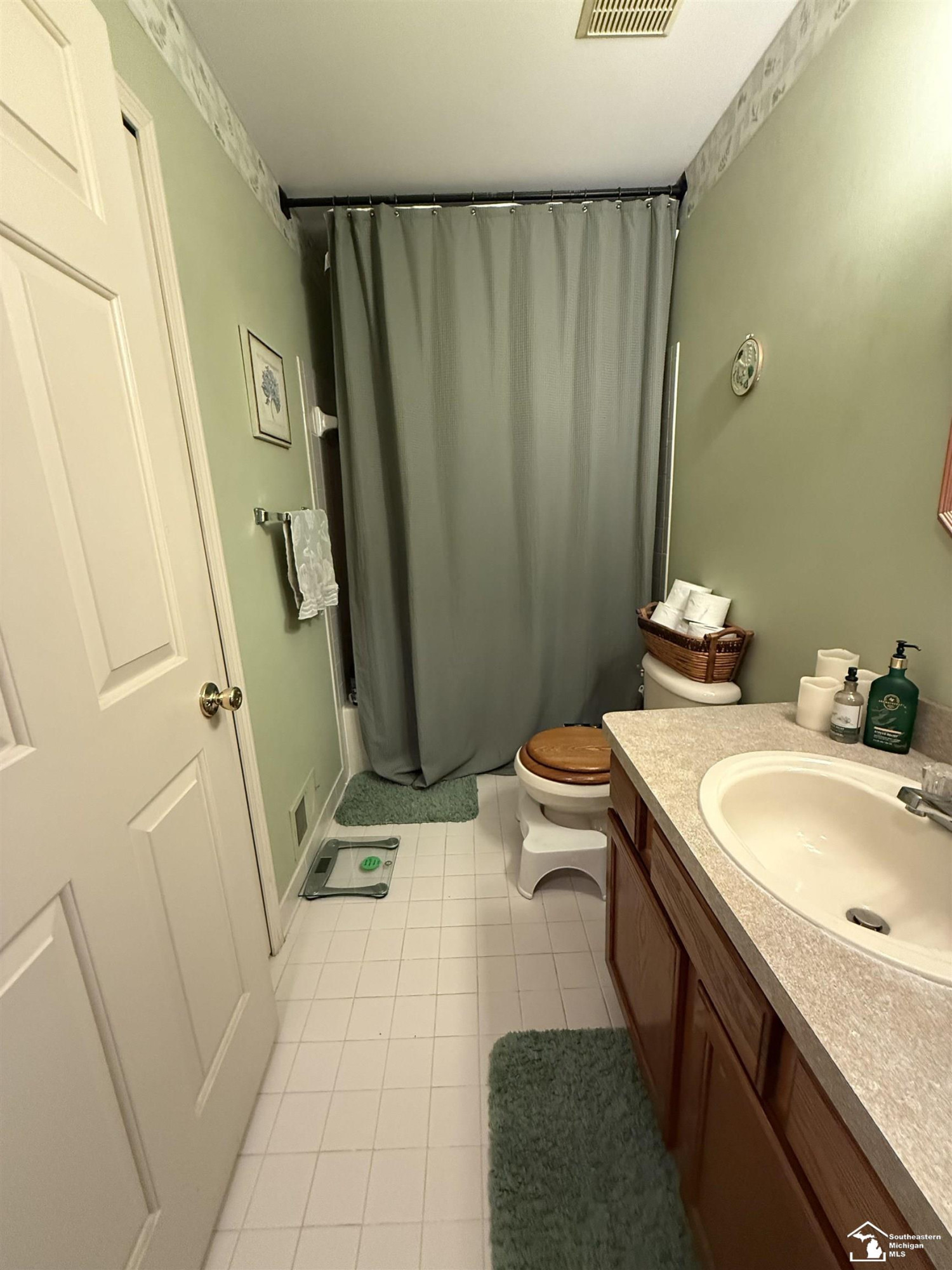 21883 Patriot Street, MI 48193 — Photo 4