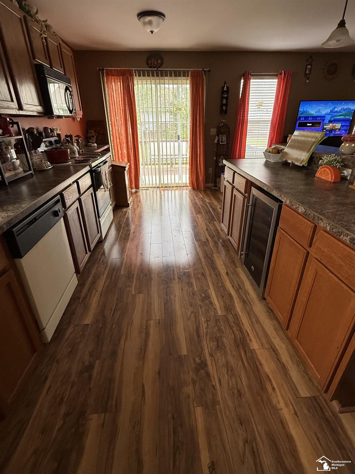 21883 Patriot Street, MI 48193 — Photo 11
