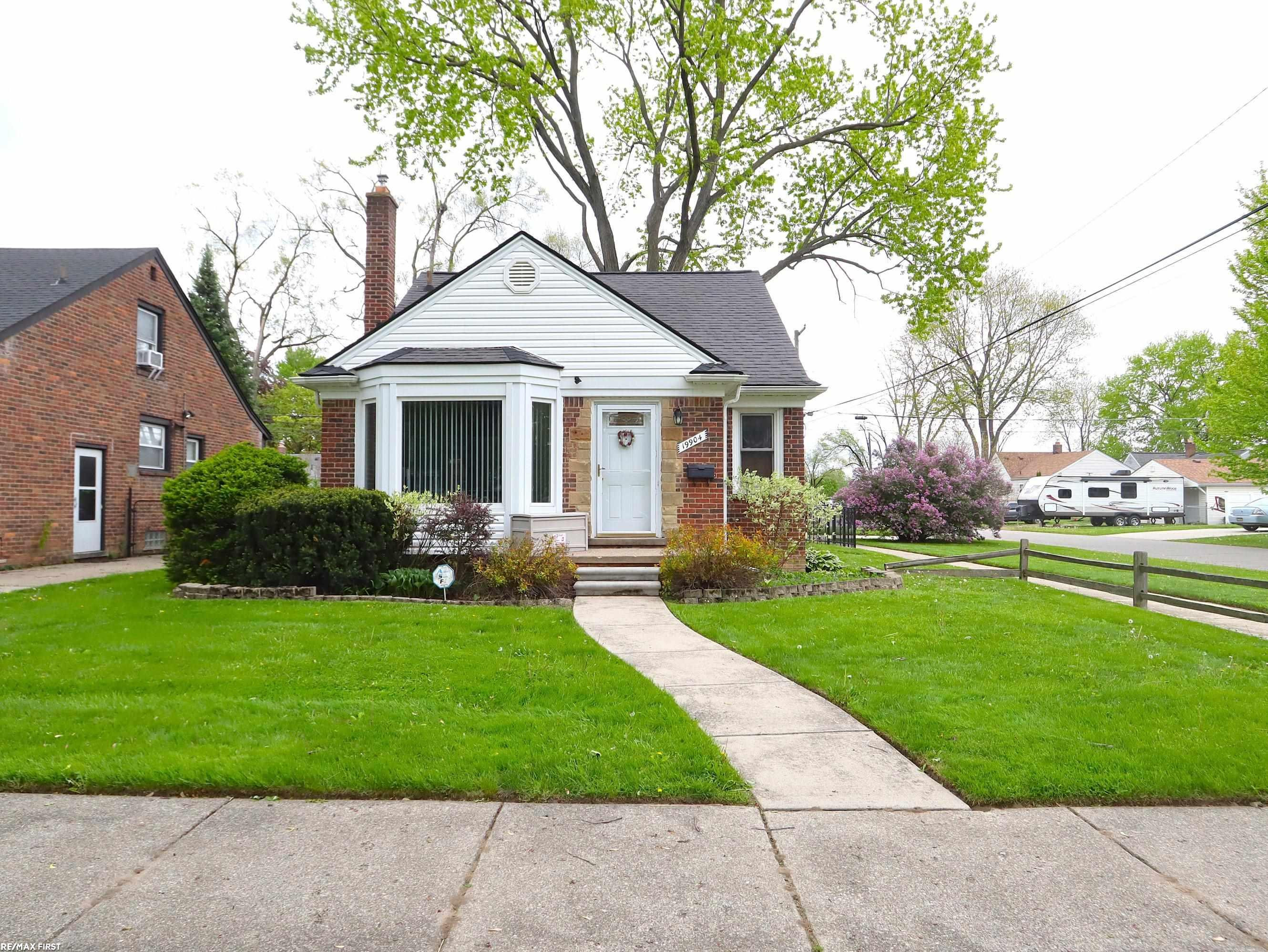 19904 Wakenden Street, Redford, MI 48240 — front exterior