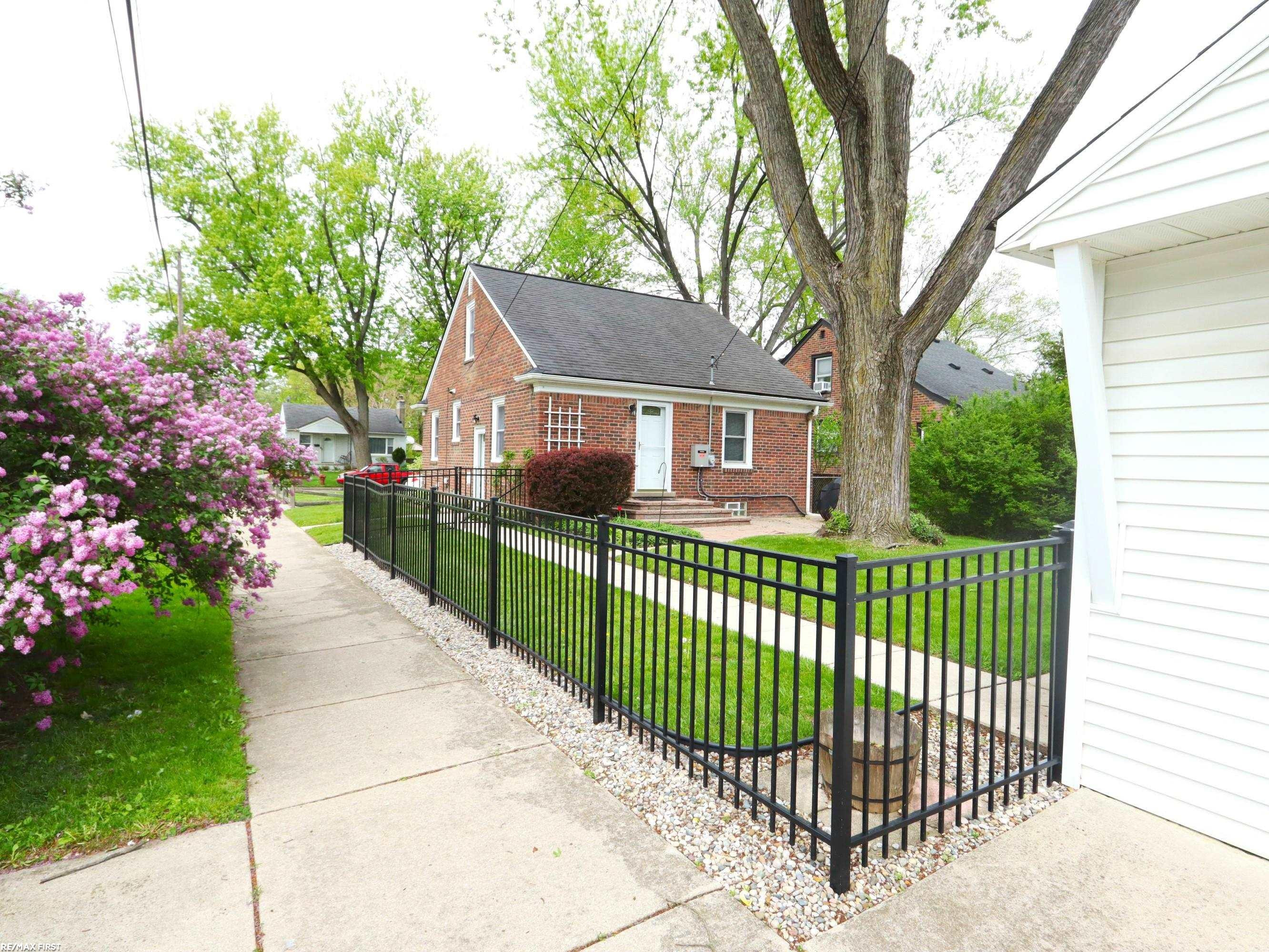 19904 Wakenden Street, Redford, MI 48240 — Photo 4