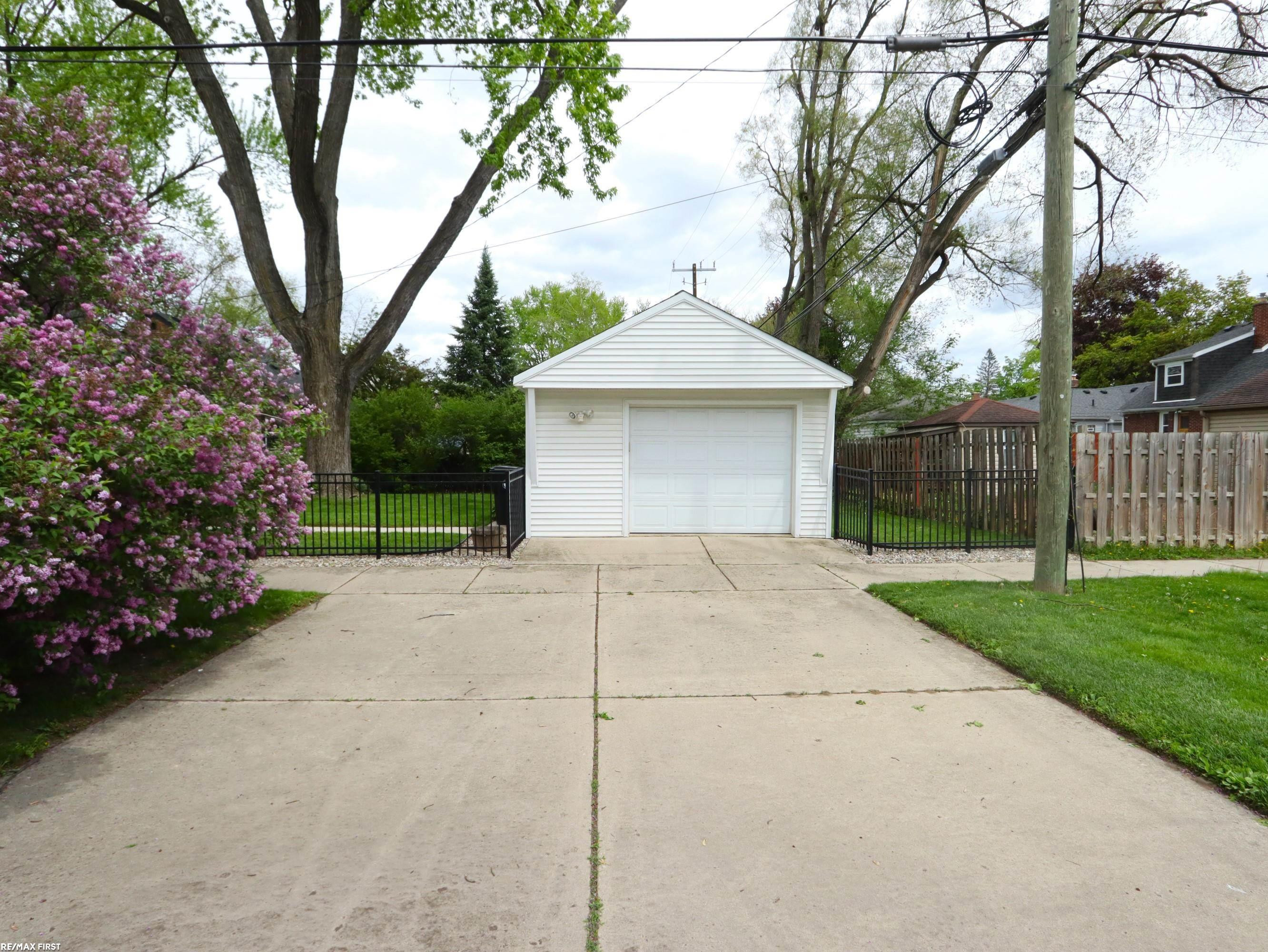 19904 Wakenden Street, Redford, MI 48240 — Photo 5