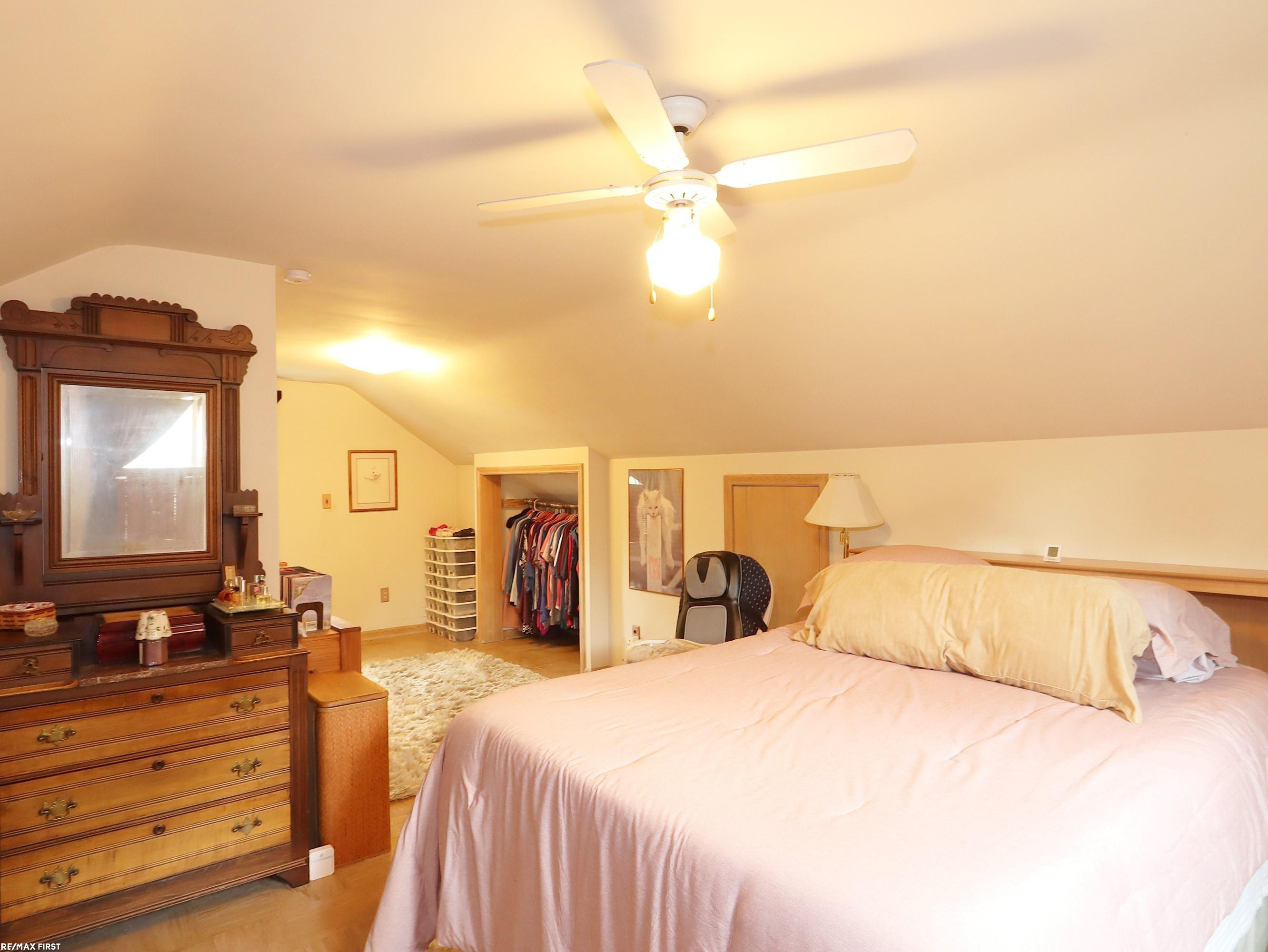 19904 Wakenden Street, Redford, MI 48240 — Photo 12