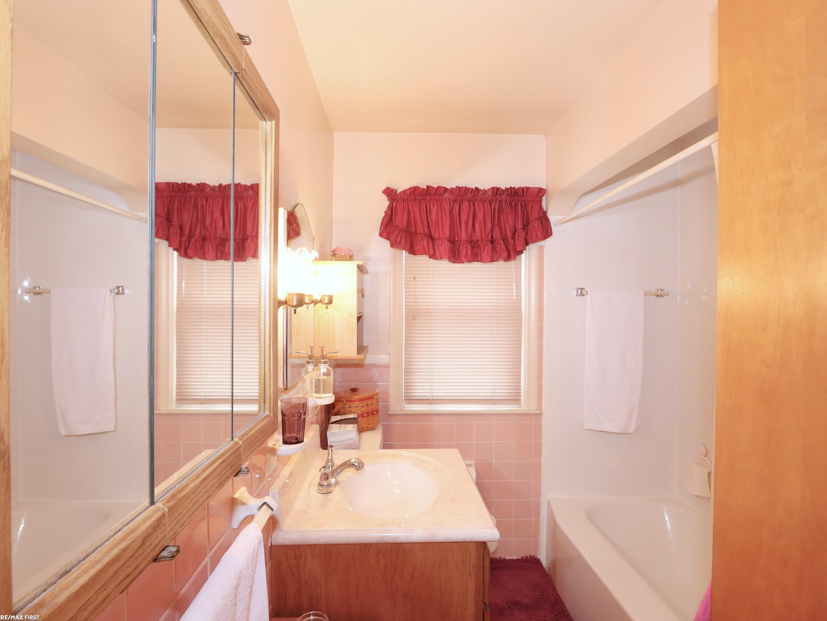 19904 Wakenden Street, Redford, MI 48240 — Photo 15
