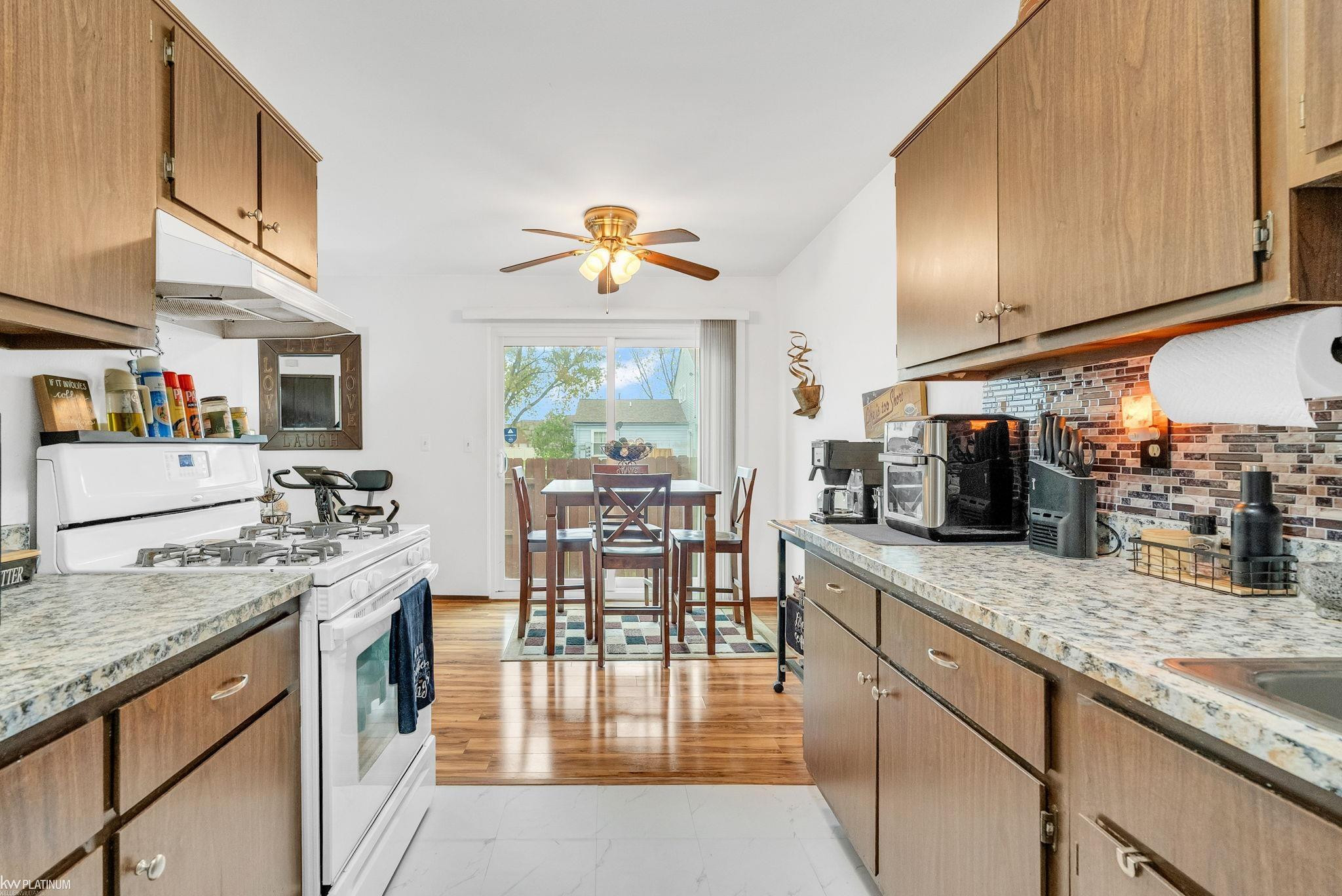 33561 Bayview Drive, New Baltimore, MI 48047 — Photo 16