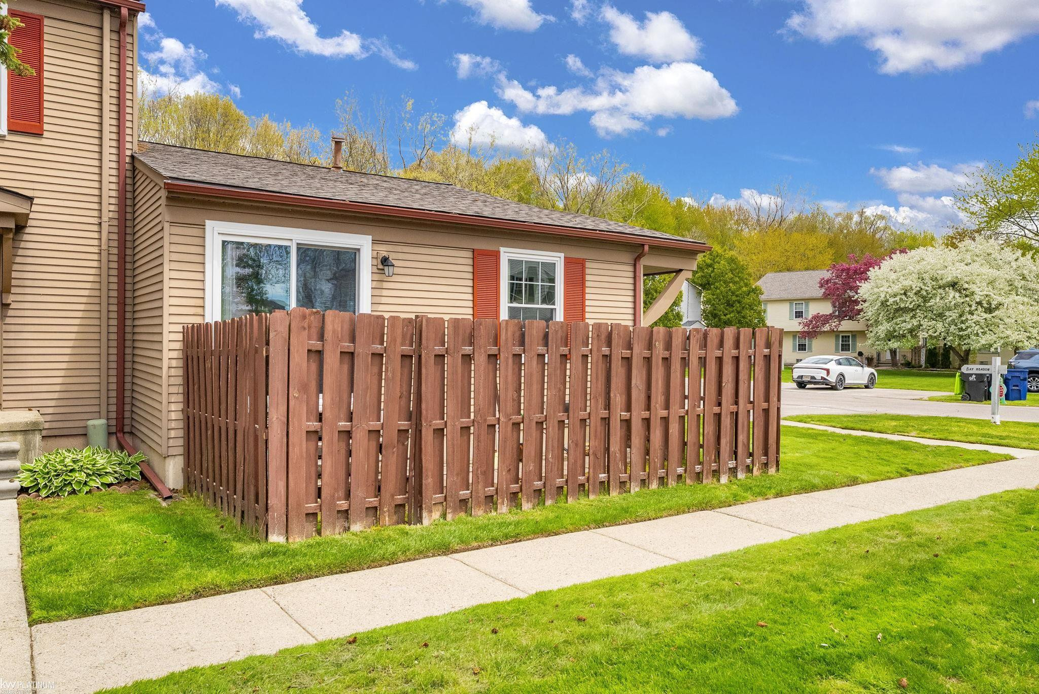 33561 Bayview Drive, New Baltimore, MI 48047 — Photo 28