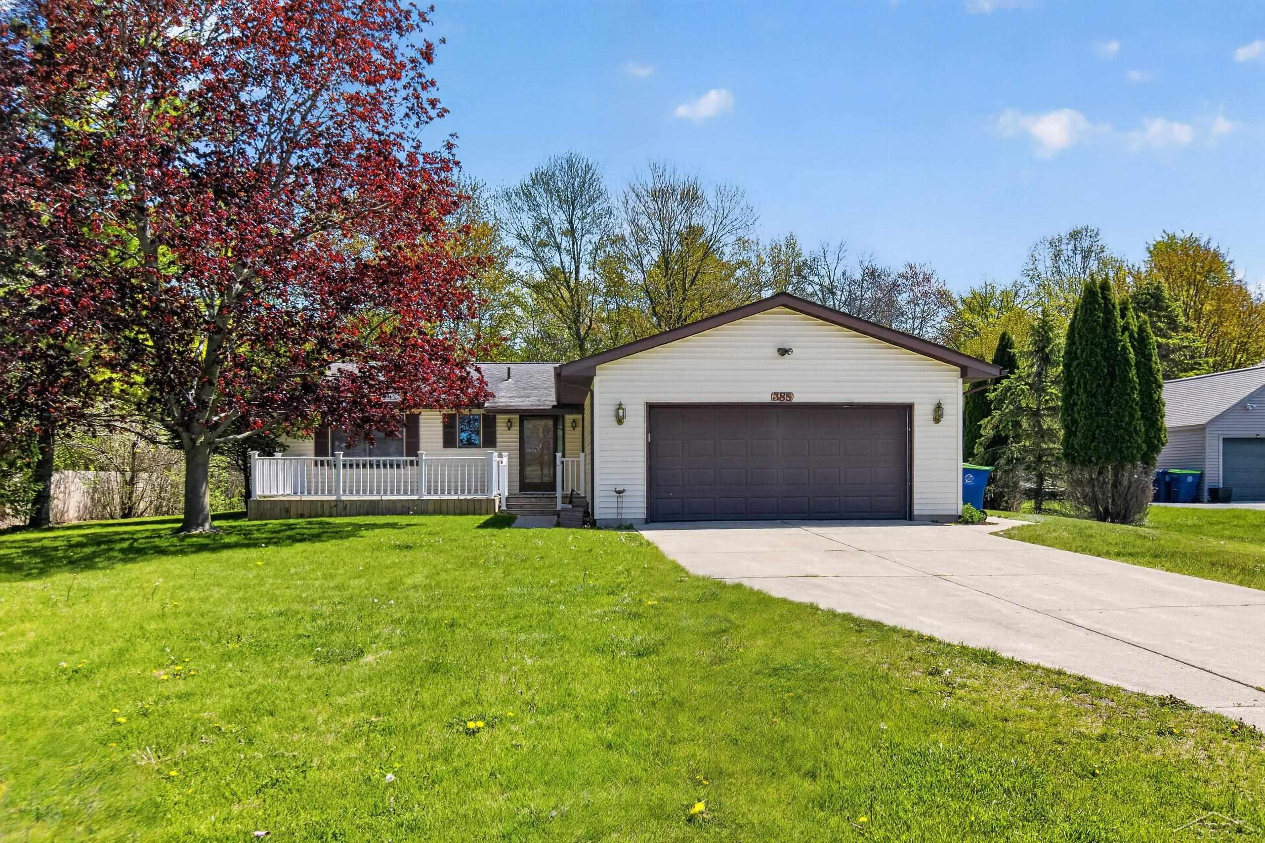 385 S Orr Road, Hemlock, MI 48626 — Photo 2