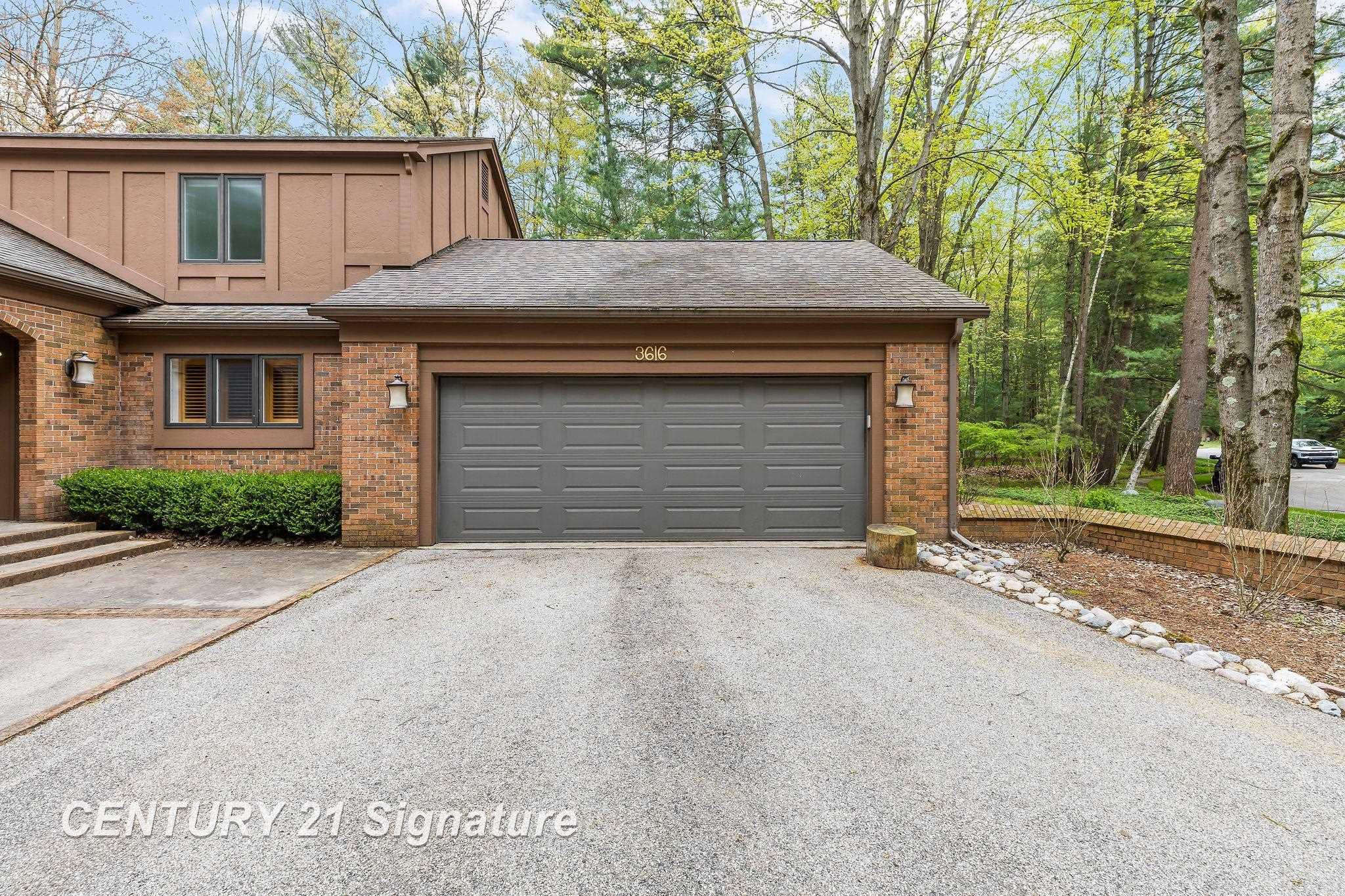 3616 White Pine Way Street, Midland, MI 48640 — Photo 2