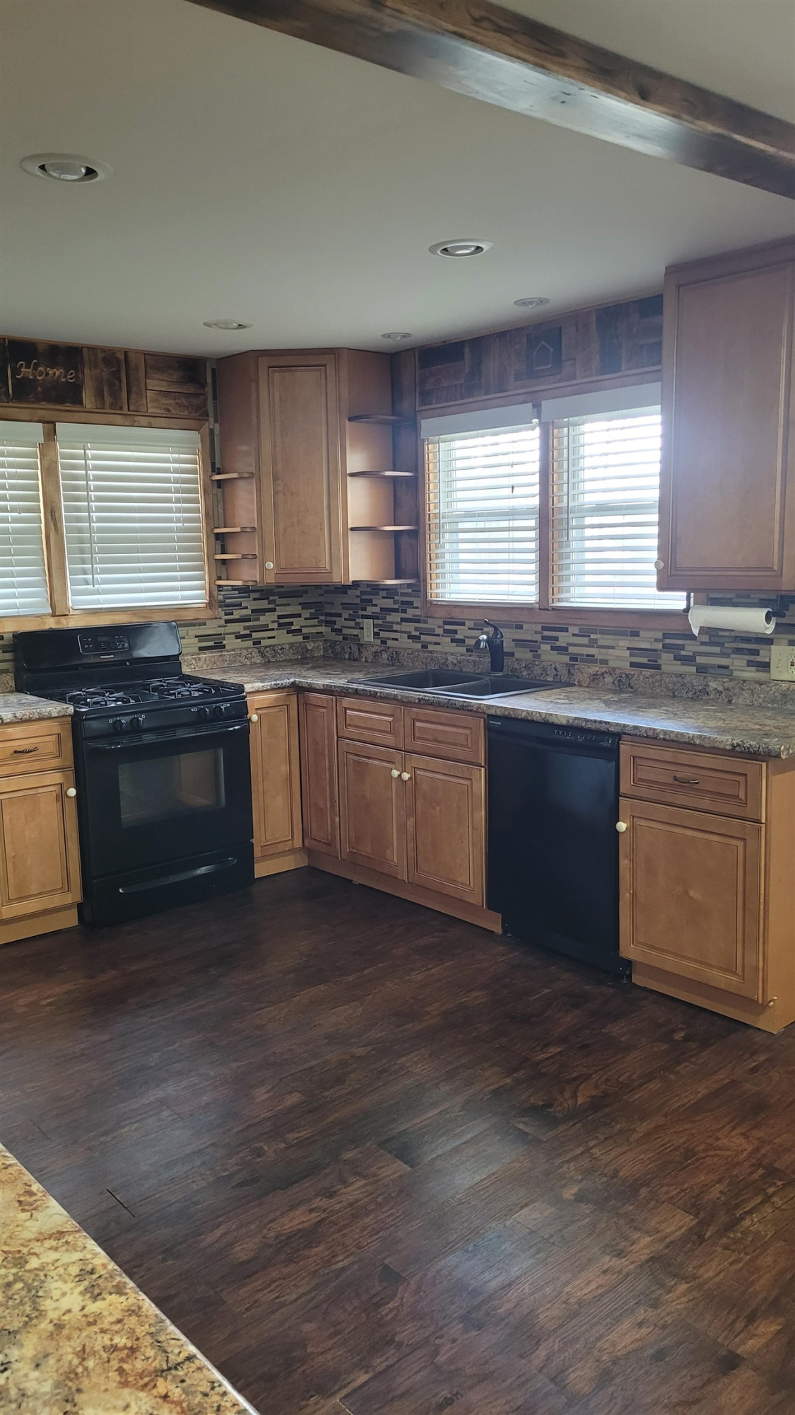 514 Hampton Street, Owosso, MI 48867 — Photo 6