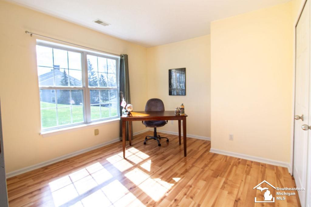 795 W Barrington Circle, Jackson, MI 49203 — Photo 4