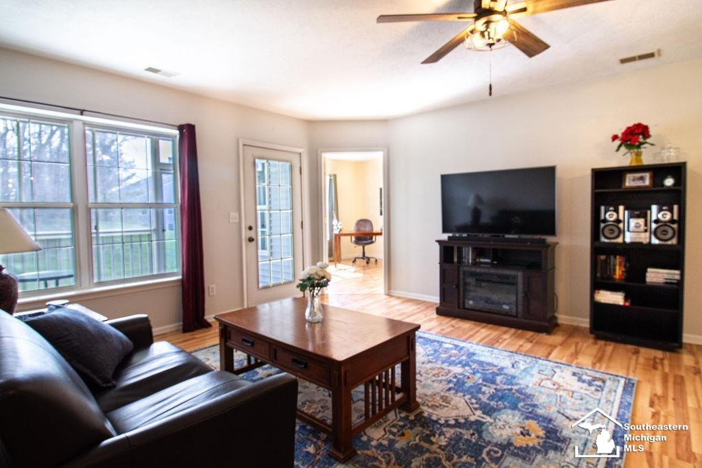 795 W Barrington Circle, Jackson, MI 49203 — Photo 12