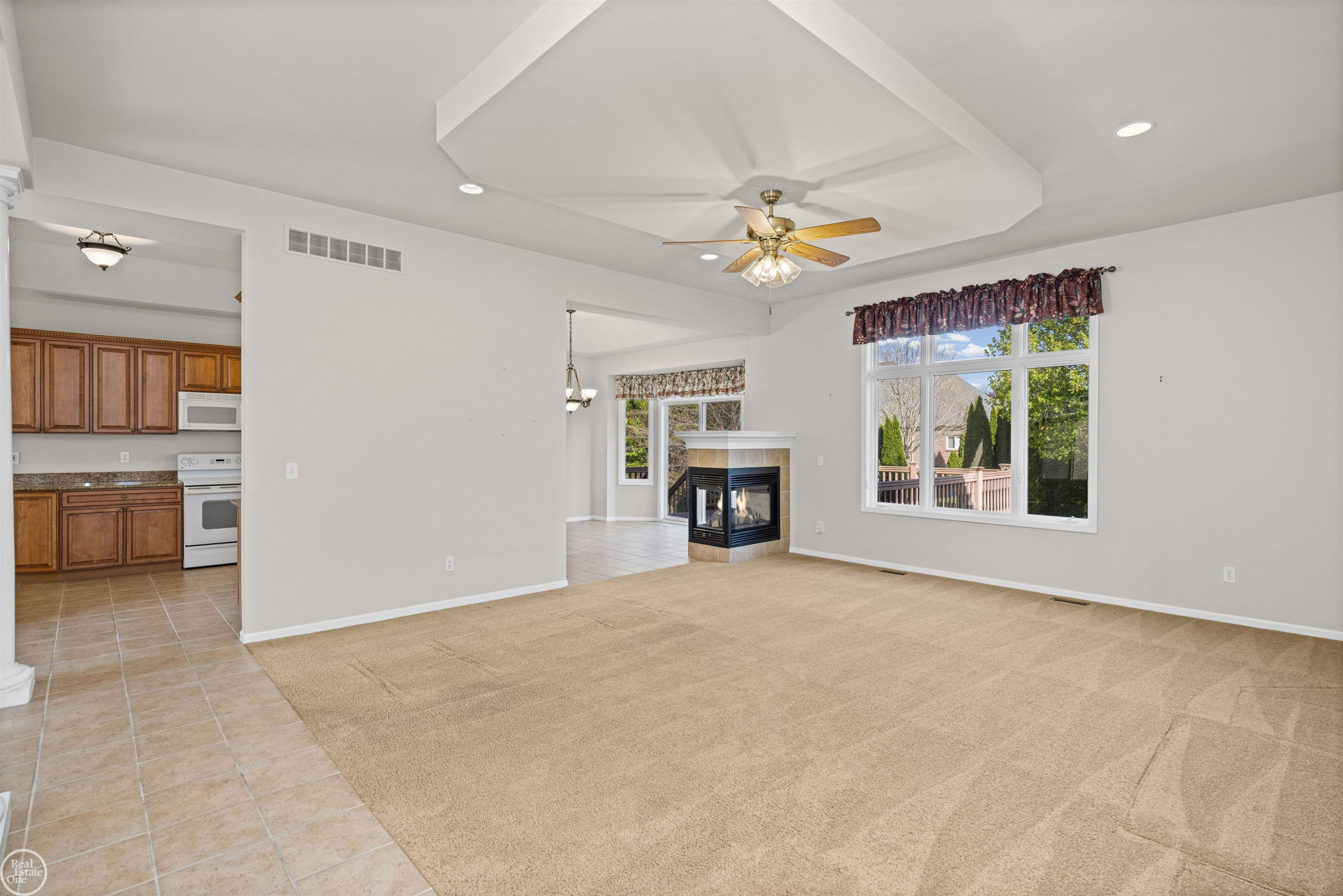13782 Blue Beech Lane, Shelby Twp, MI 48315 — Photo 8