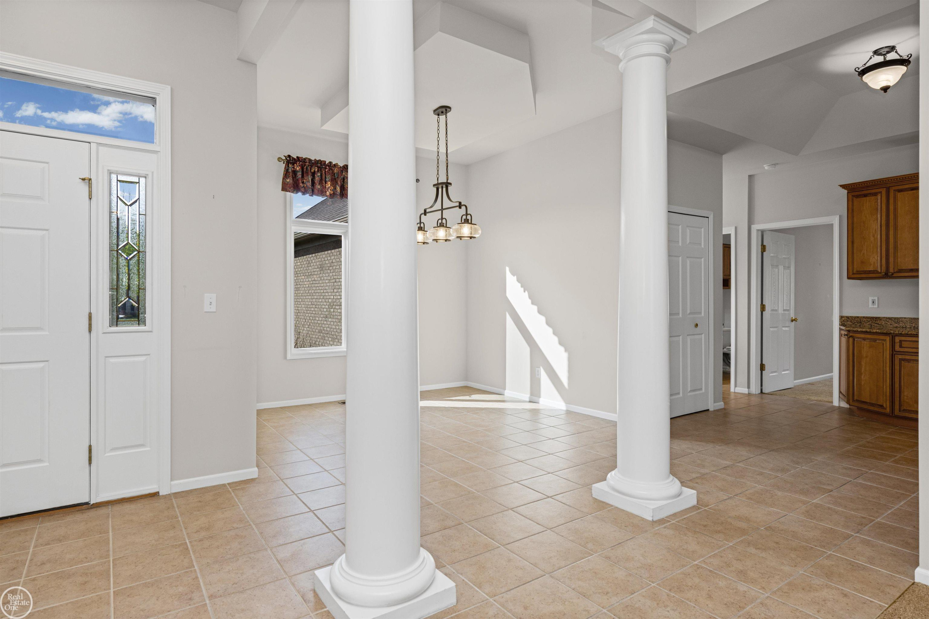 13782 Blue Beech Lane, Shelby Twp, MI 48315 — Photo 14