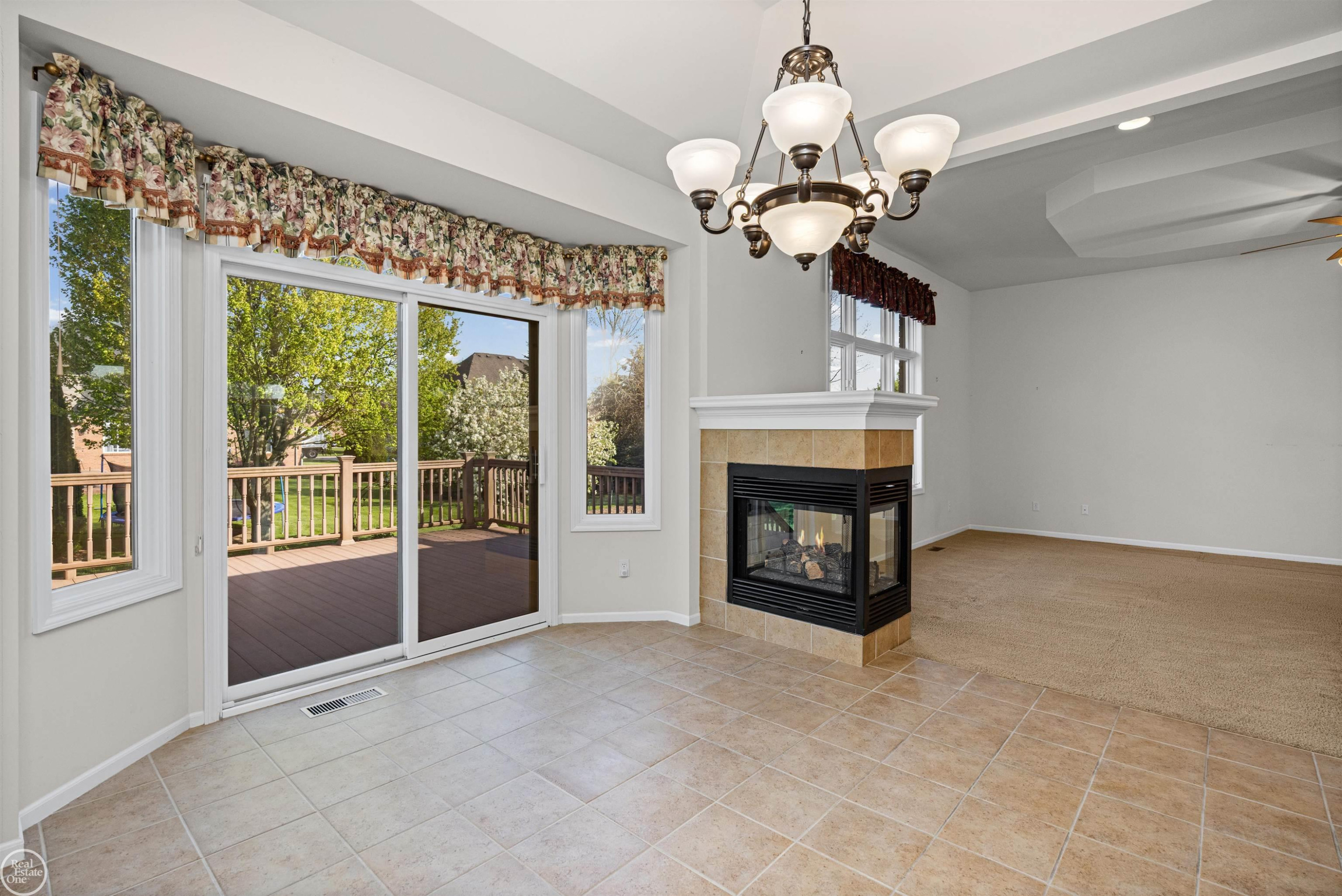 13782 Blue Beech Lane, Shelby Twp, MI 48315 — Photo 28
