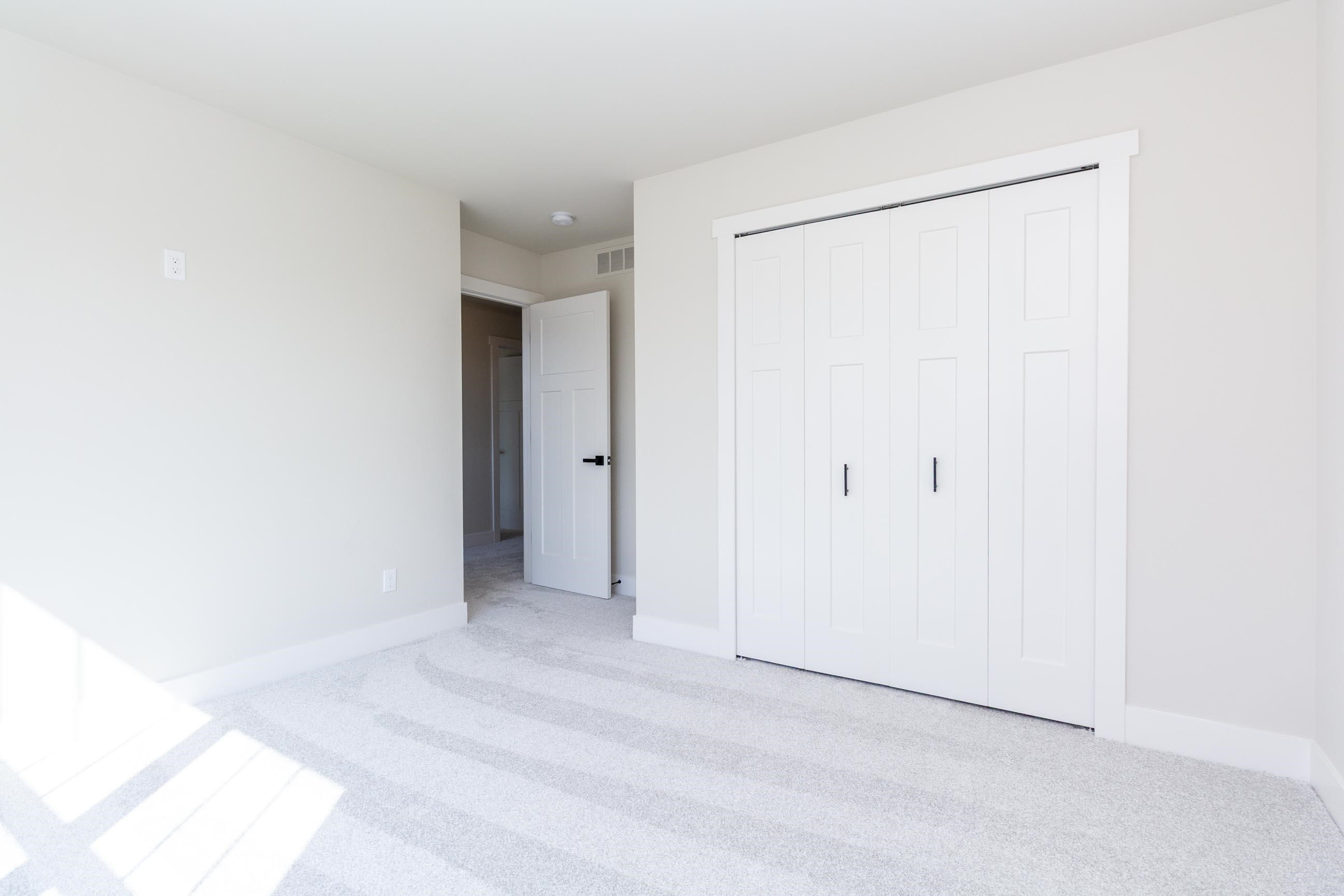 5194 Amelia Earhart Drive, Linden, MI 48451 — Photo 33