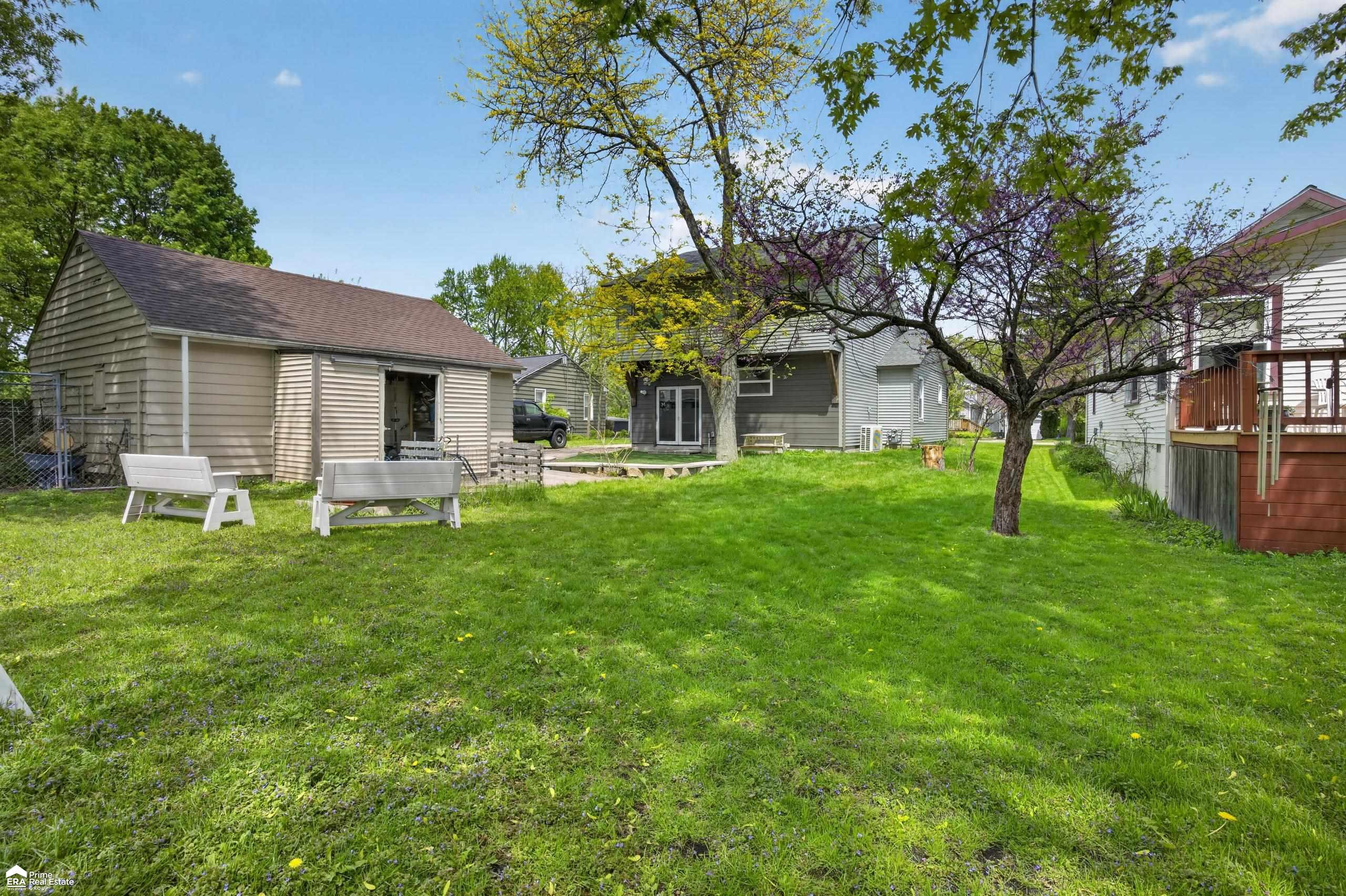 421 W Caroline Street, Fenton, MI 48430 — Photo 38