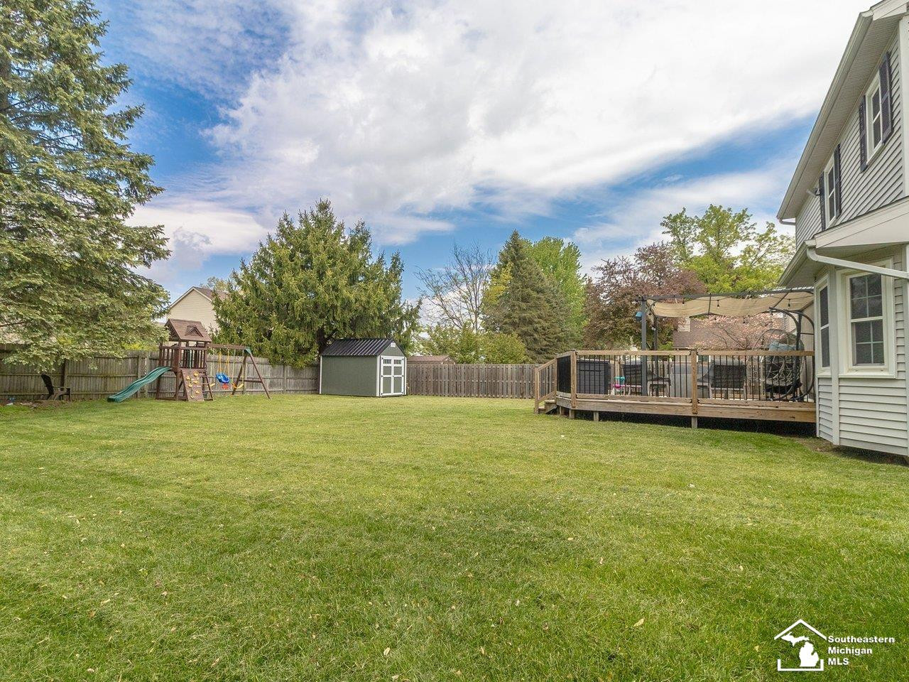 8883 Tanglewood Road, Temperance, MI 48182 — Photo 33