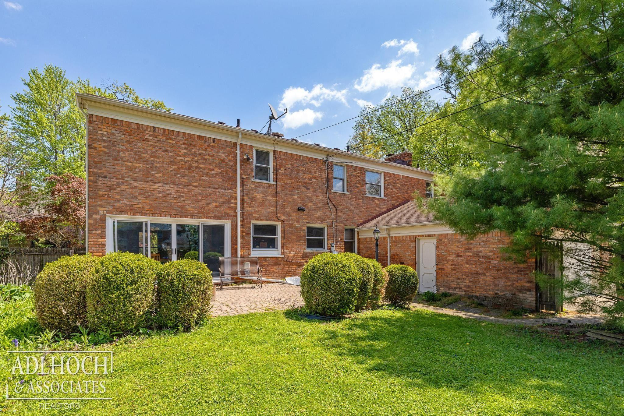 393 Lakeland Street, Grosse Pointe, MI 48230 — Photo 4