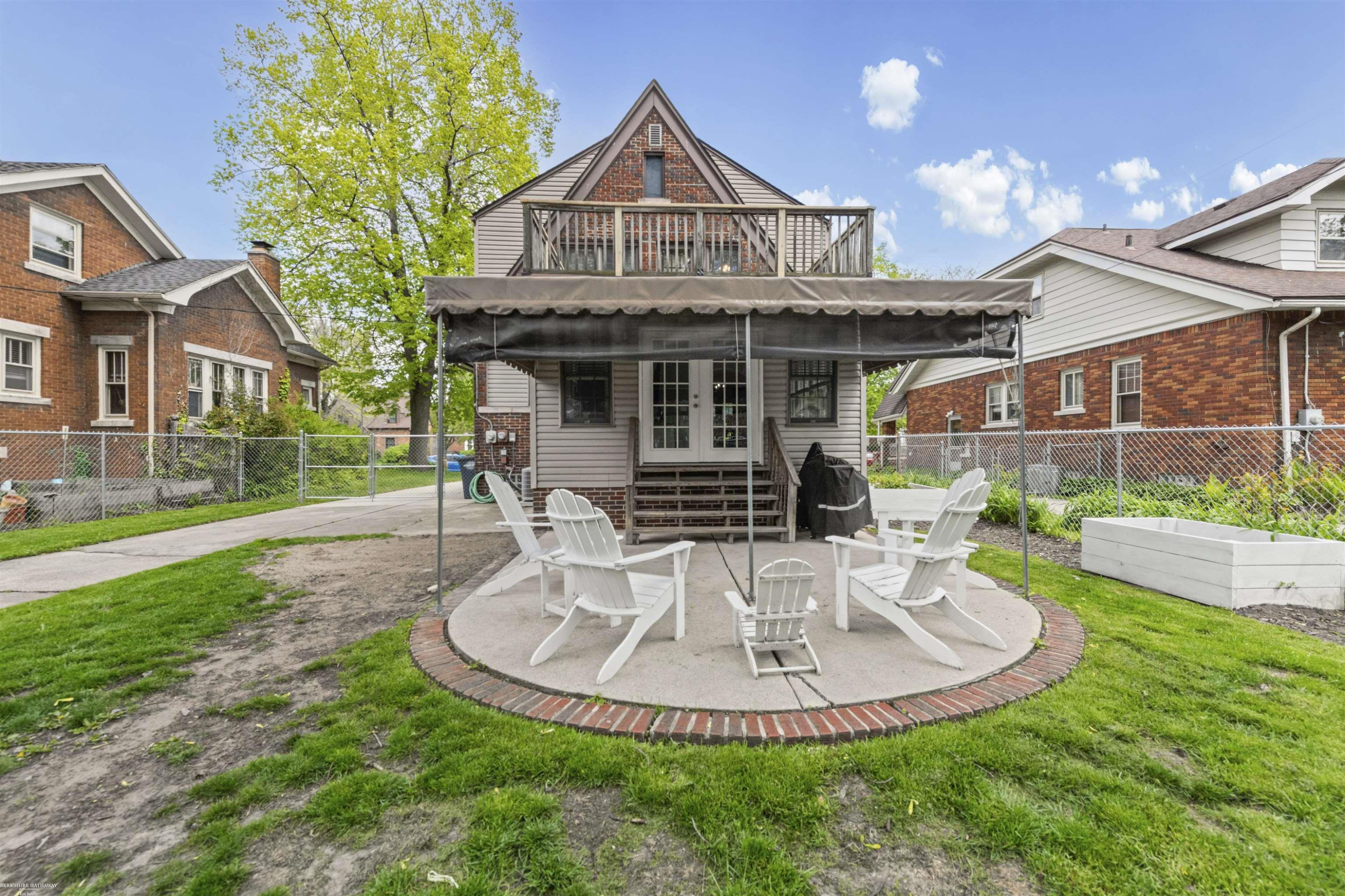 847 University Place, Grosse Pointe, MI 48230 — Photo 26