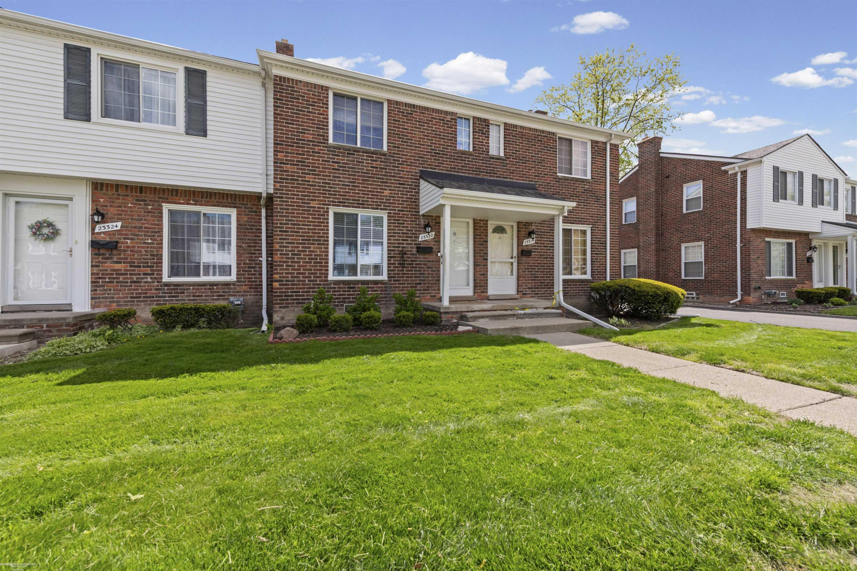 23322 Edsel Ford Court, Saint Clair Shores, MI 48080 — Photo 3