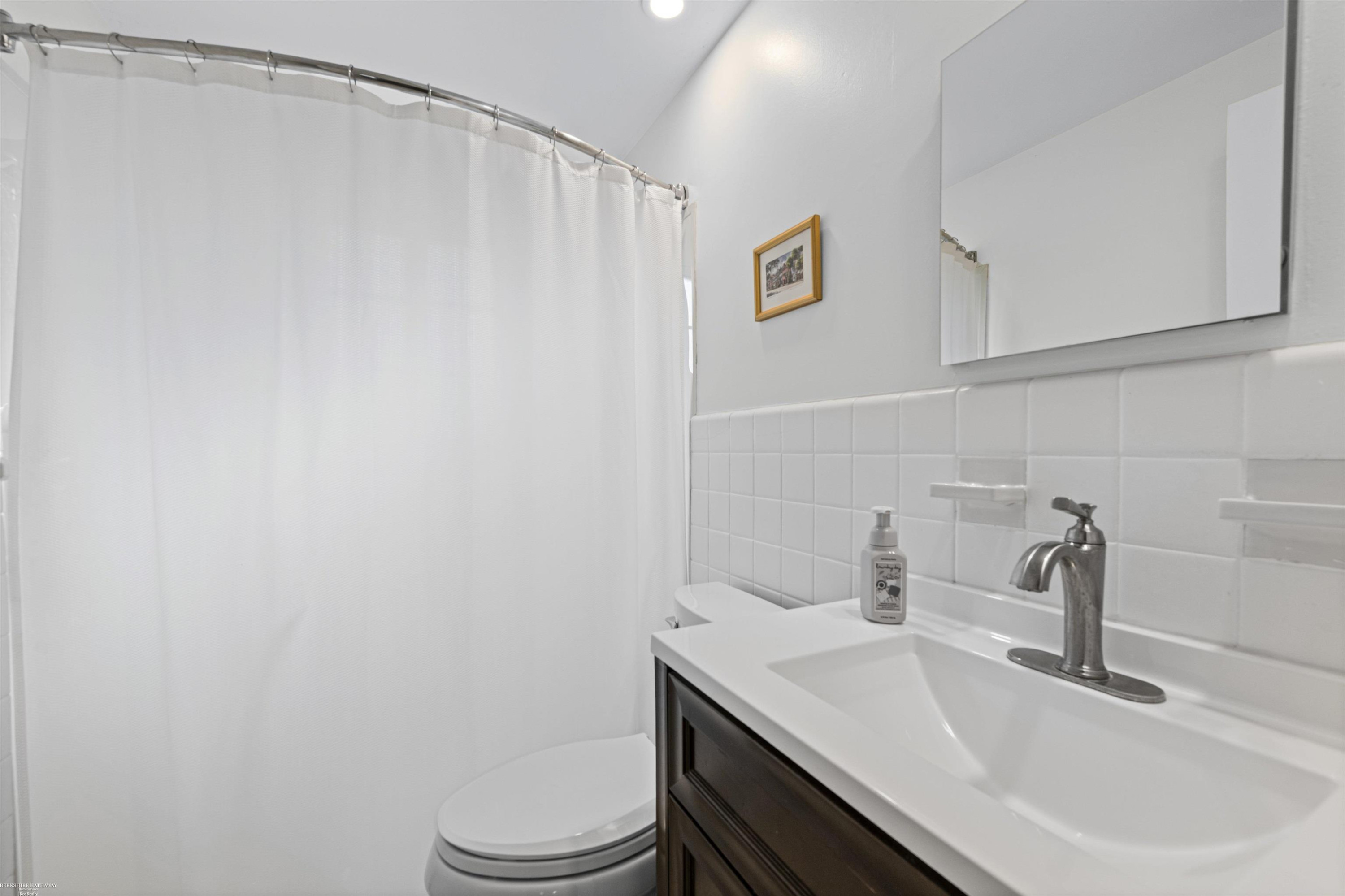 23322 Edsel Ford Court, Saint Clair Shores, MI 48080 — Photo 13
