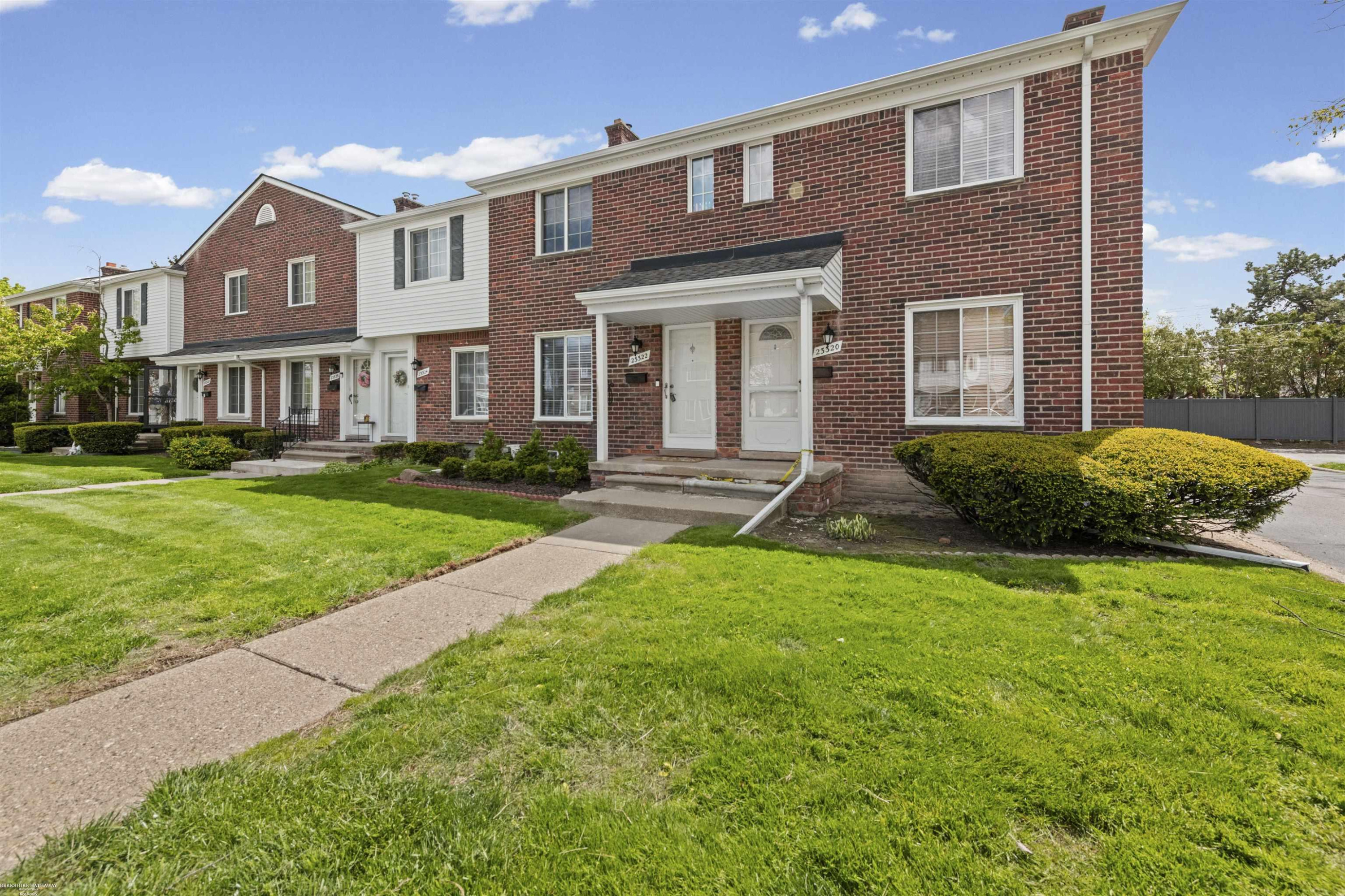 23322 Edsel Ford Court, Saint Clair Shores, MI 48080 — Photo 23