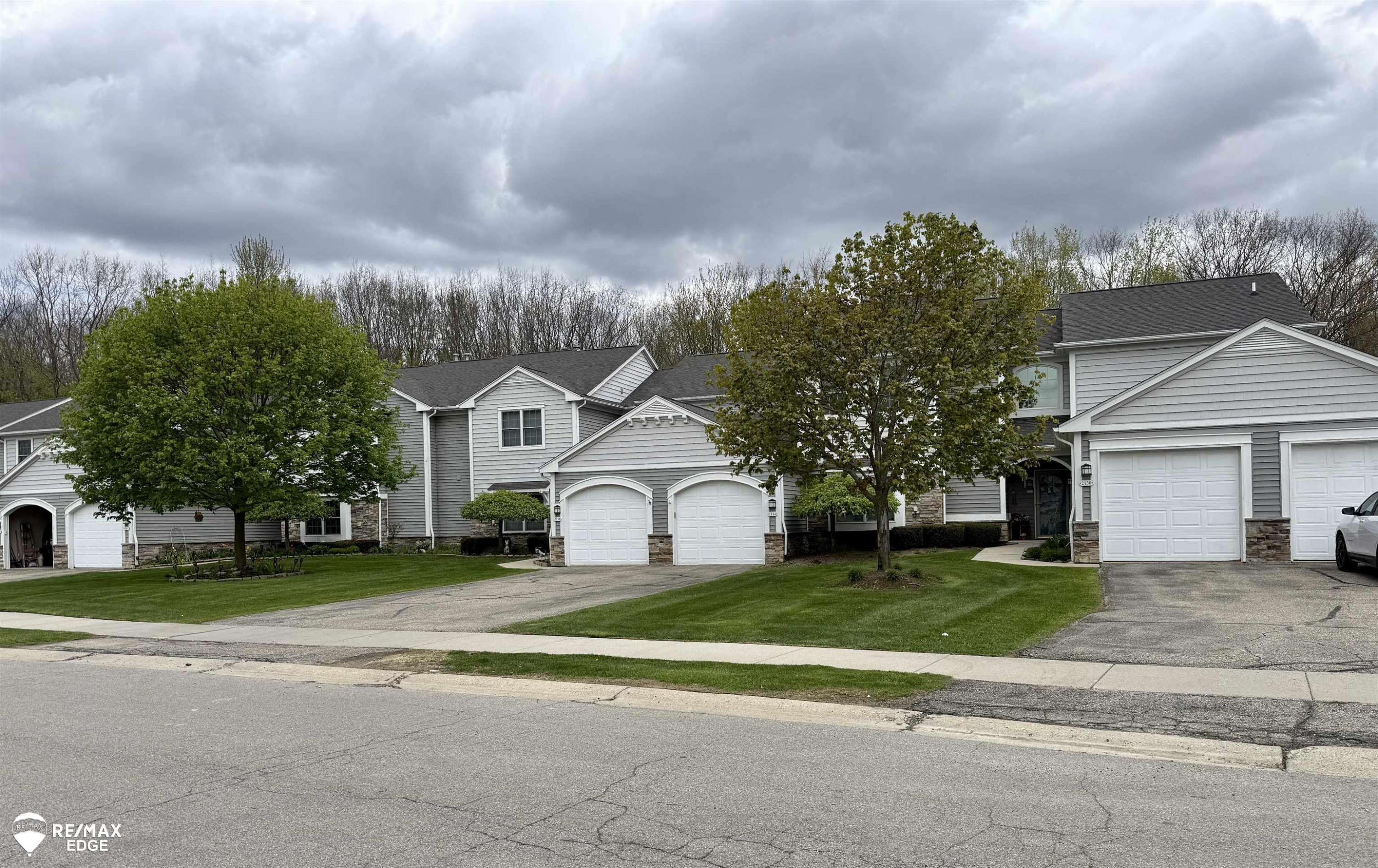 2131 Carriage Hill Circle, Lapeer, MI 48446 — Photo 14