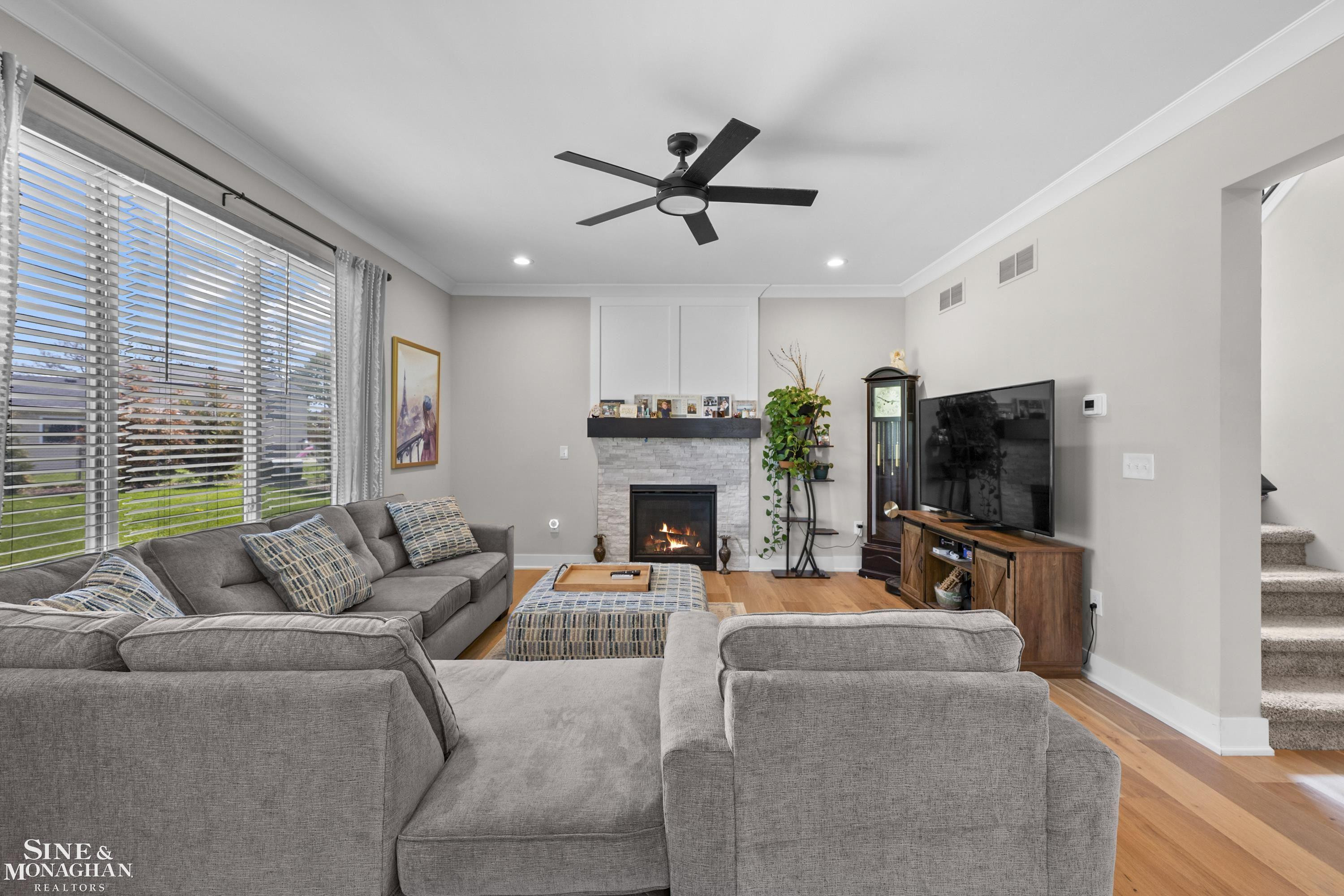 50490 Oakbrooke Drive, MI 48047 — Photo 12
