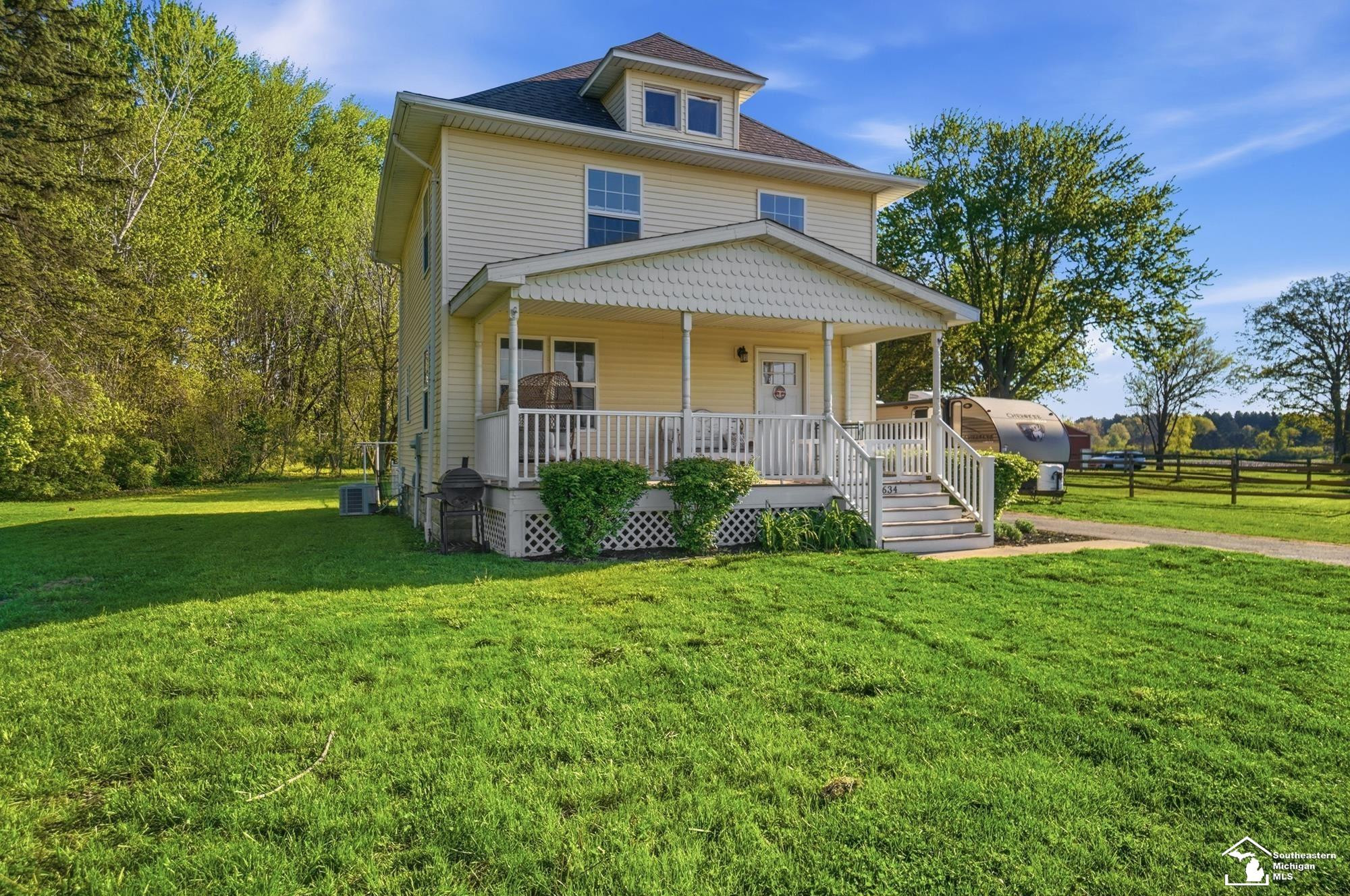 2634 Stewart Road, Monroe, MI 48162 — Photo 2