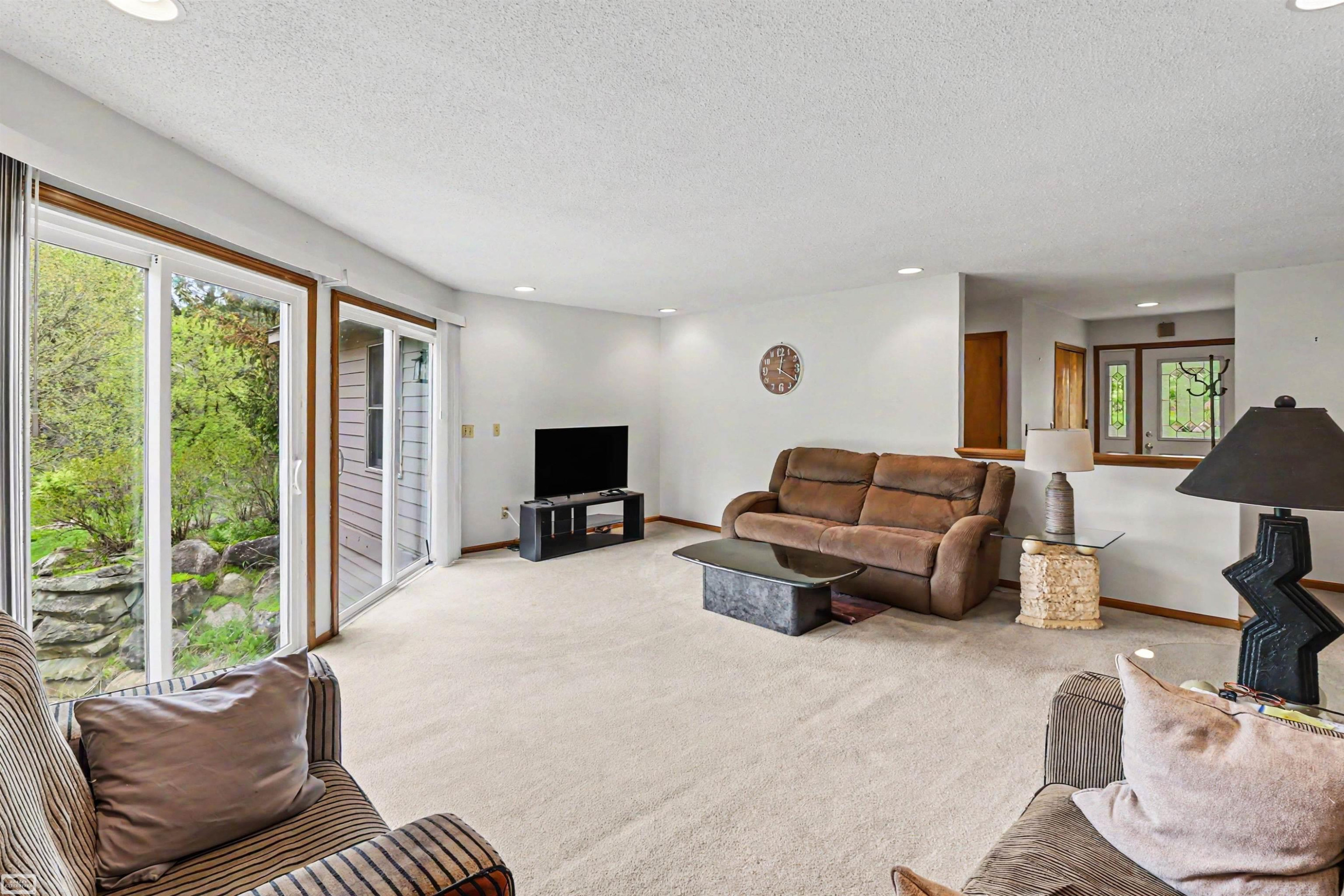 8978 Hidden Lake Drive, Howell, MI 48855 — Photo 6