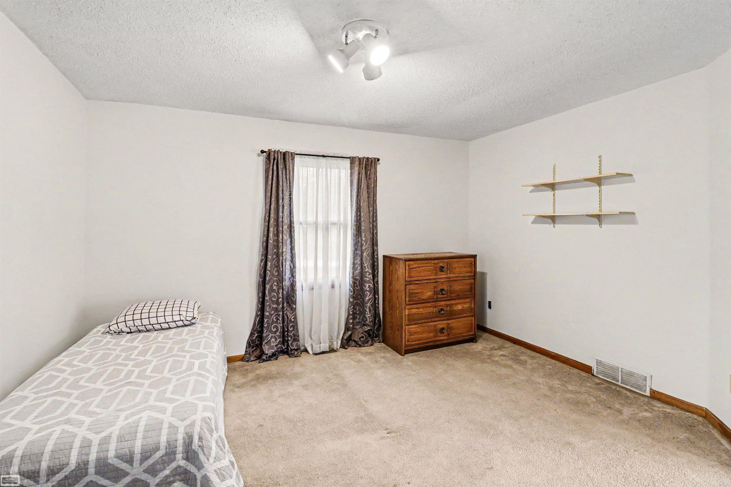 8978 Hidden Lake Drive, Howell, MI 48855 — Photo 17
