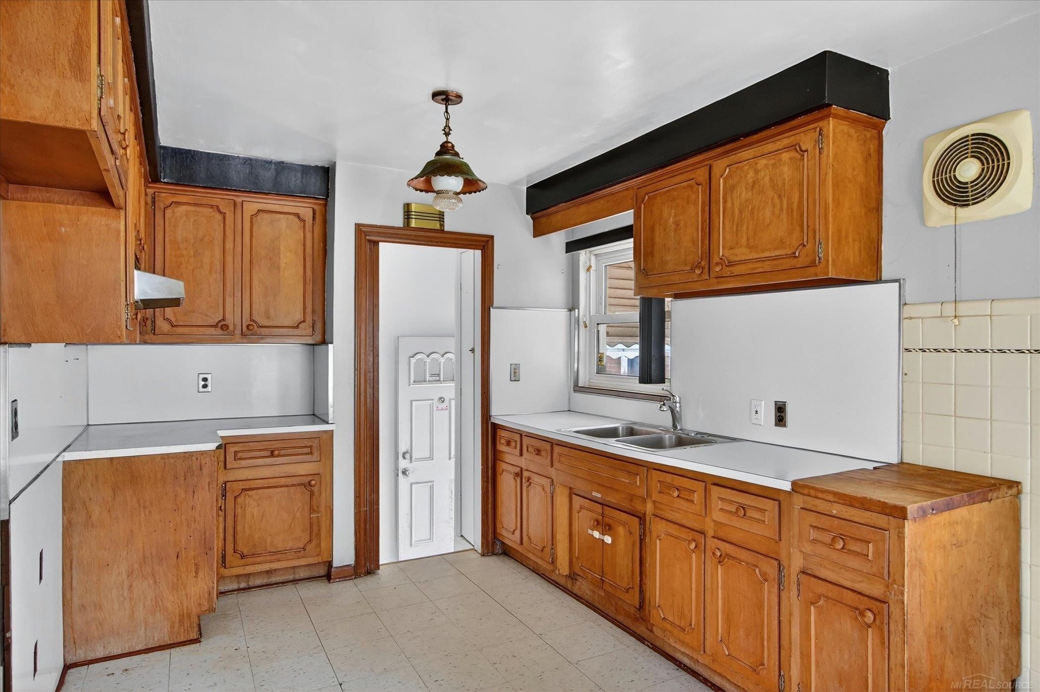 5727 E Outer Drive, Detroit, MI 48234 — Photo 12