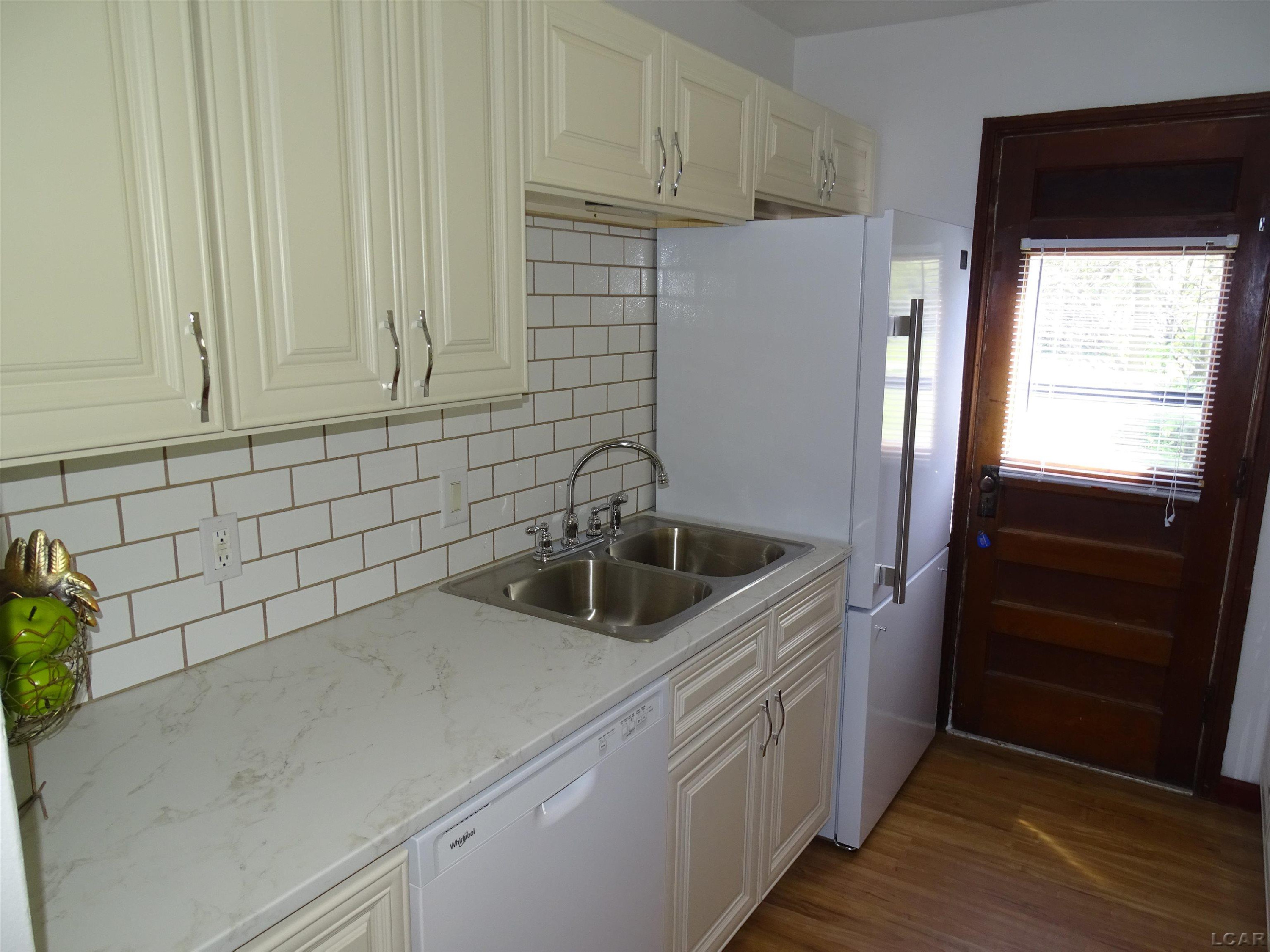 734 S Union Street, Tecumseh, MI 49286 — Photo 8