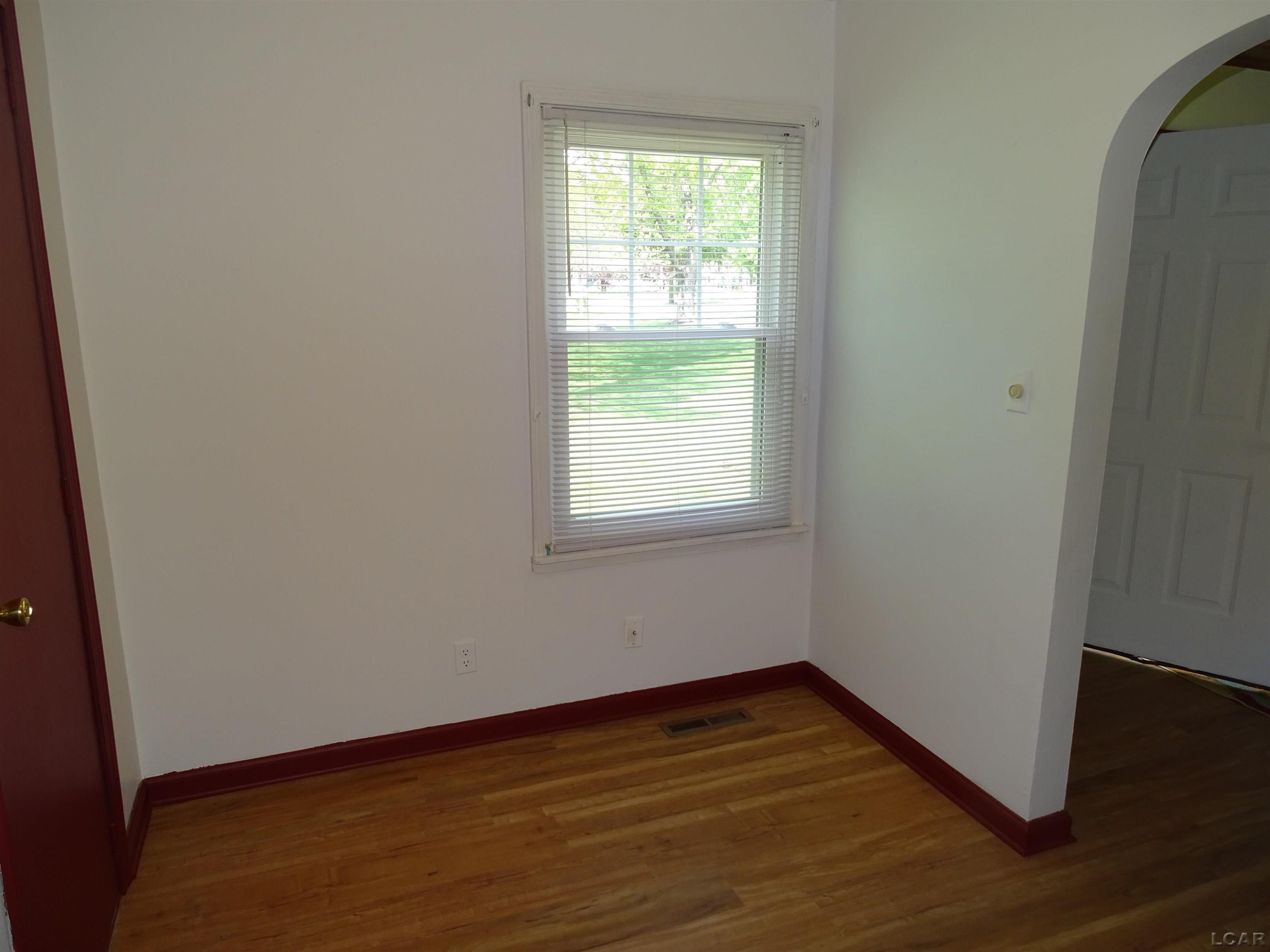 734 S Union Street, Tecumseh, MI 49286 — Photo 9