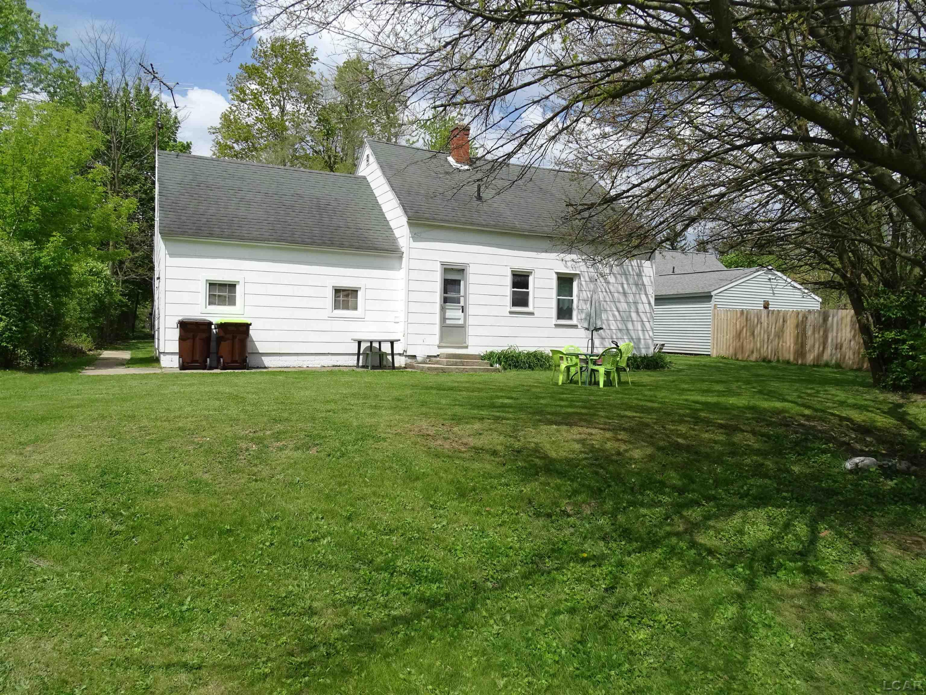 734 S Union Street, Tecumseh, MI 49286 — Photo 17