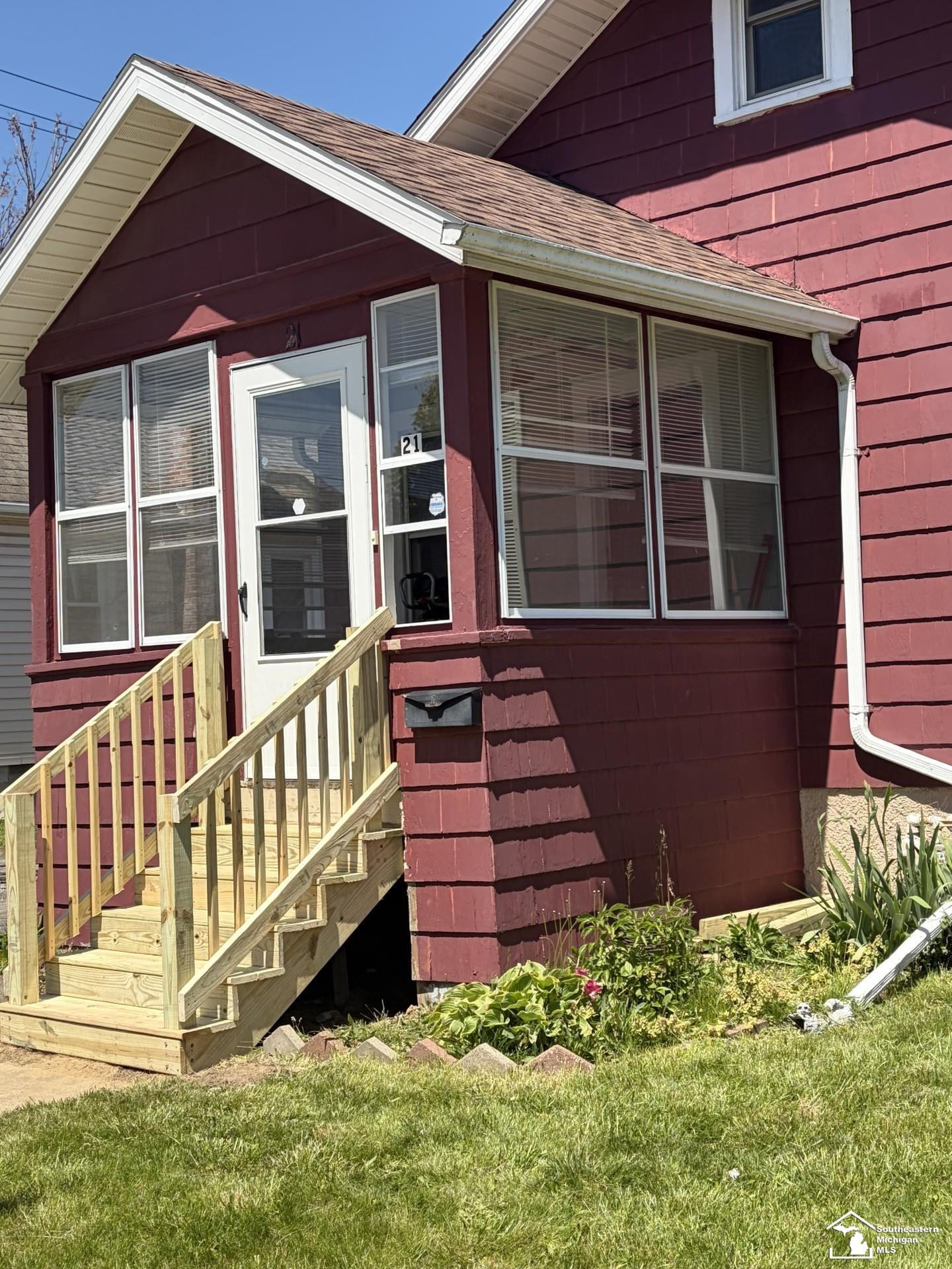 21 Lemerand Street, Monroe, MI 48162 — Photo 2