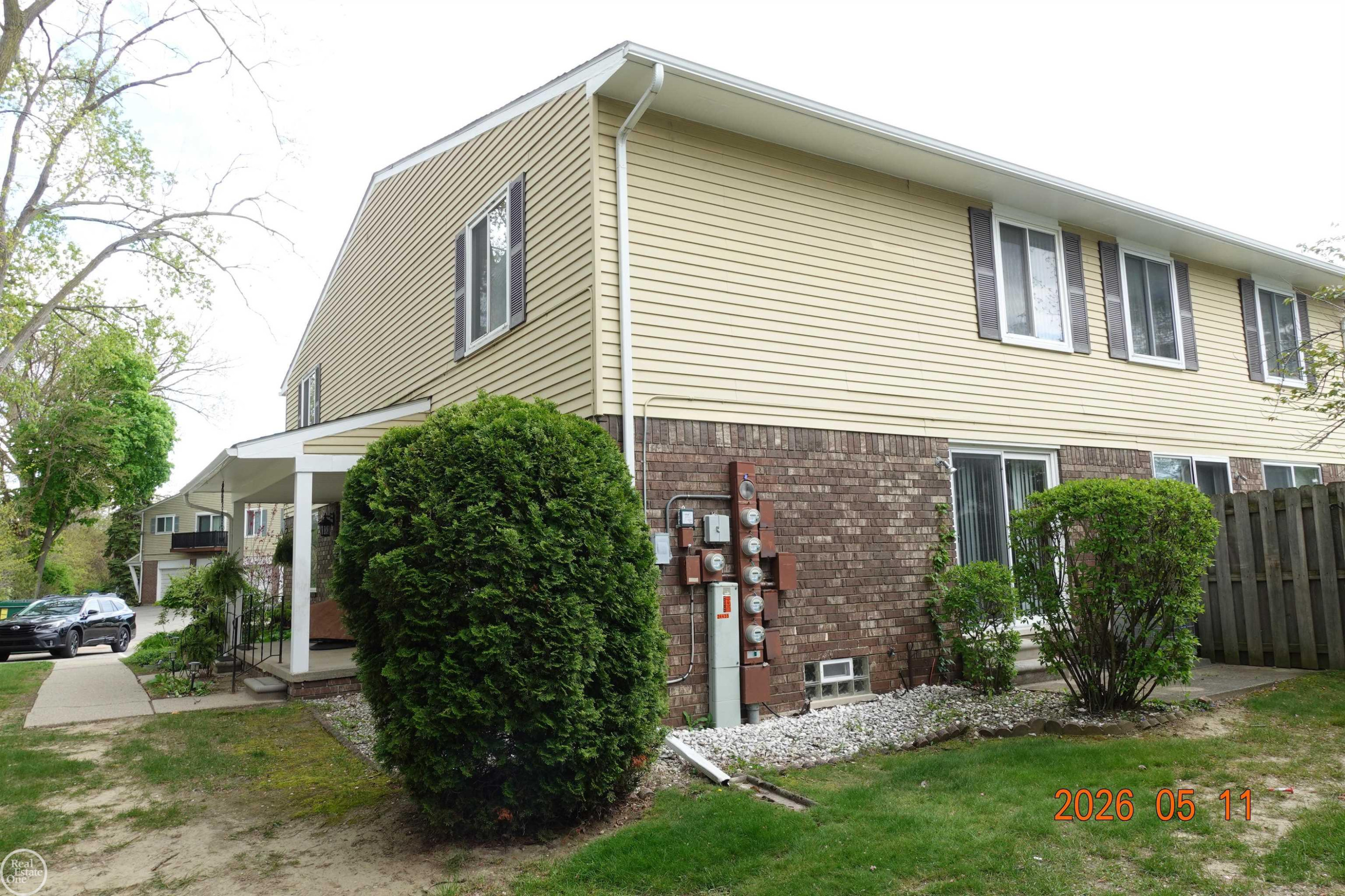 24459 QUAD PARK Lane, UNIT 4 / BLDG J, Clinton Twp, MI 48035 — Photo 5
