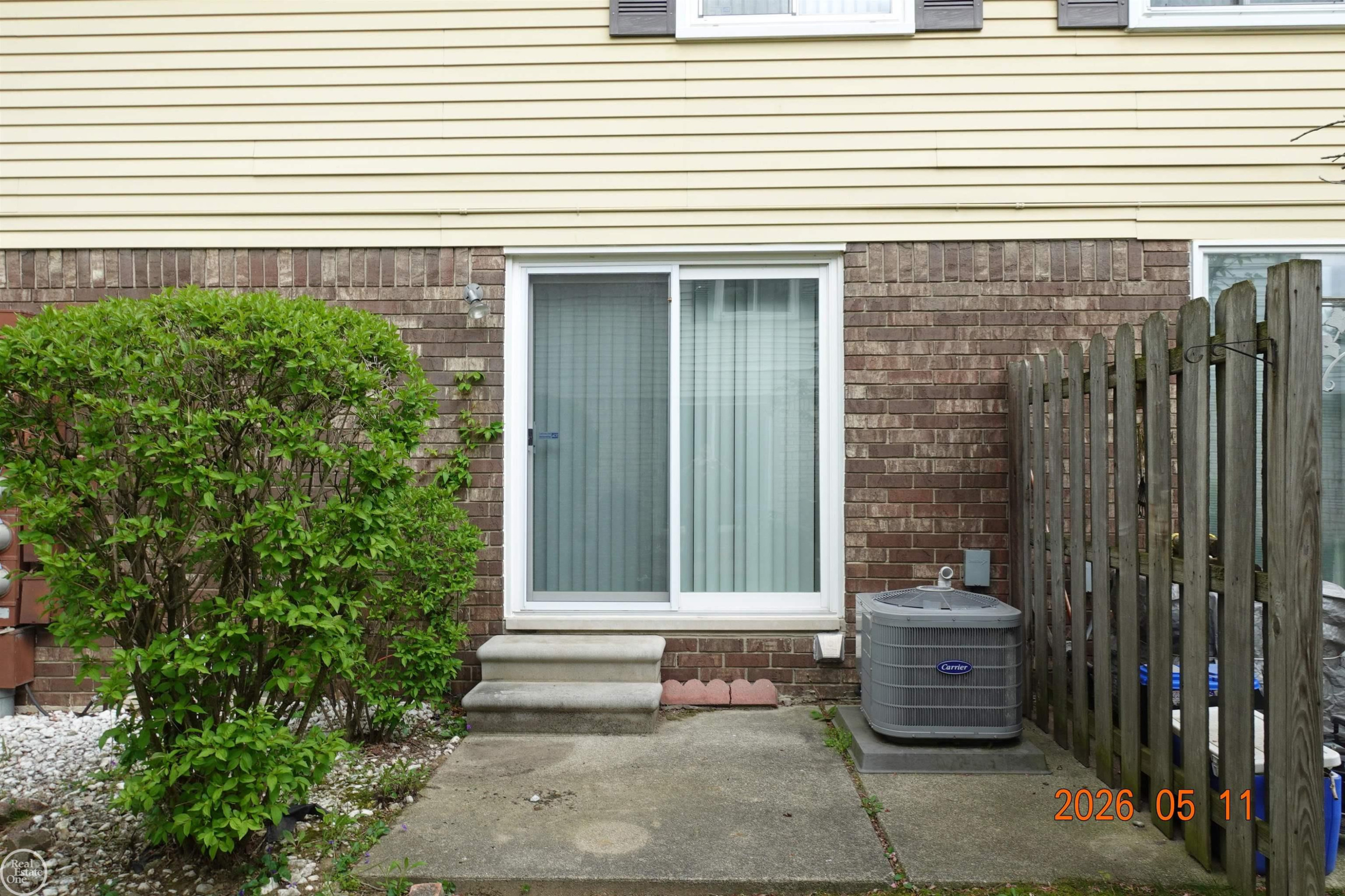 24459 QUAD PARK Lane, UNIT 4 / BLDG J, Clinton Twp, MI 48035 — Photo 6