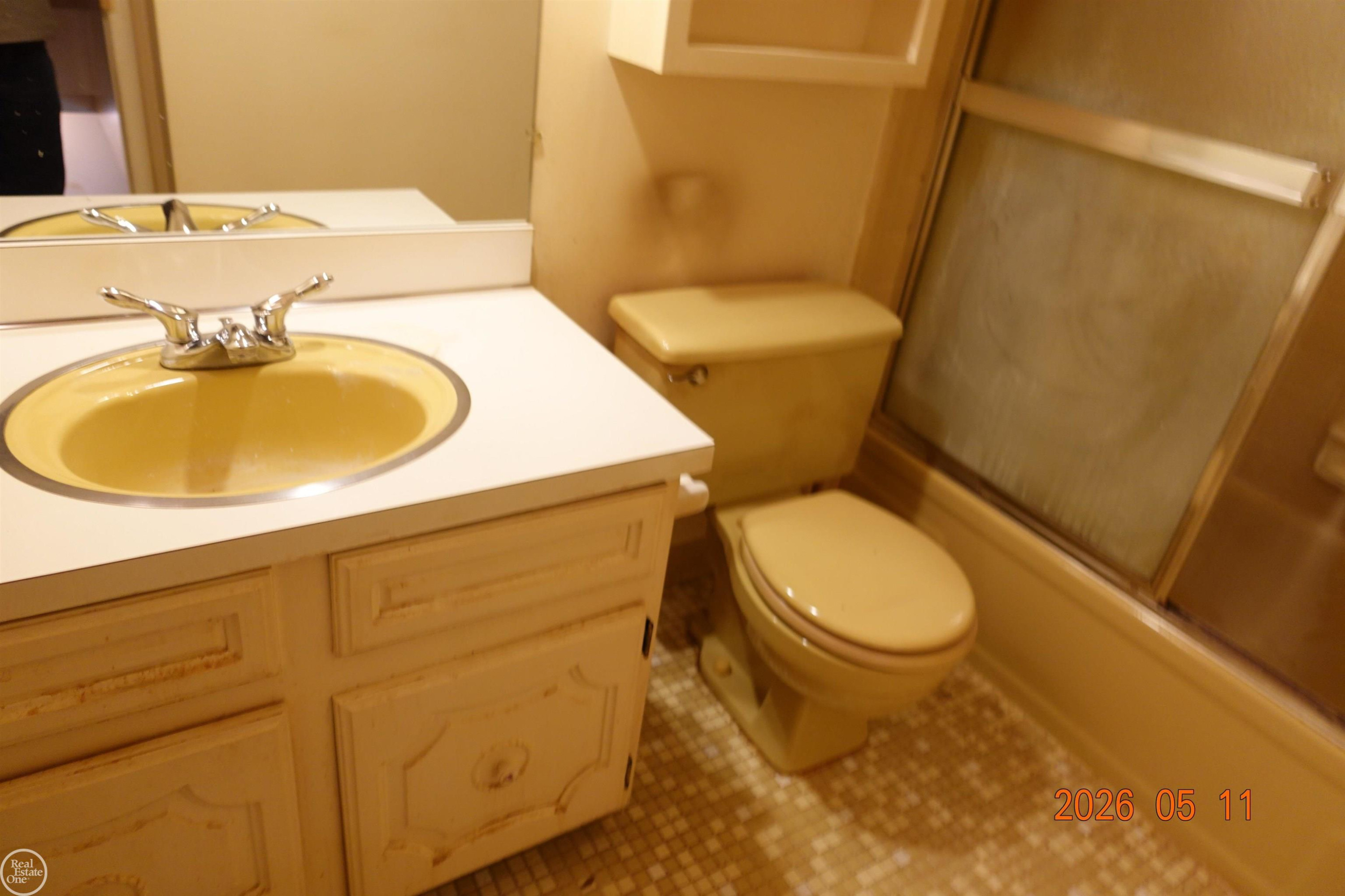 24459 QUAD PARK Lane, UNIT 4 / BLDG J, Clinton Twp, MI 48035 — Photo 23