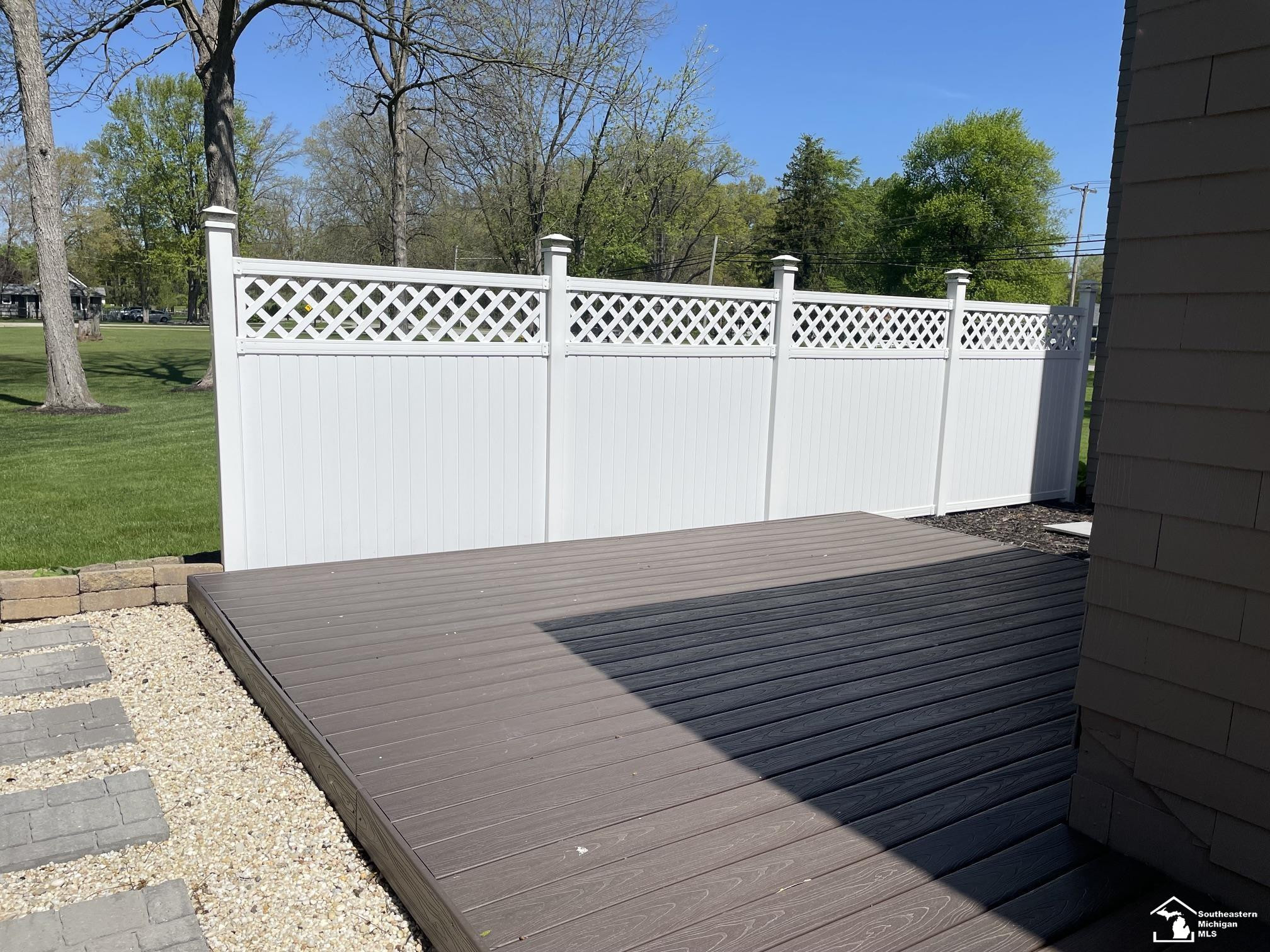 7815 Summerfield Road, Lambertville, MI 48144 — Photo 8