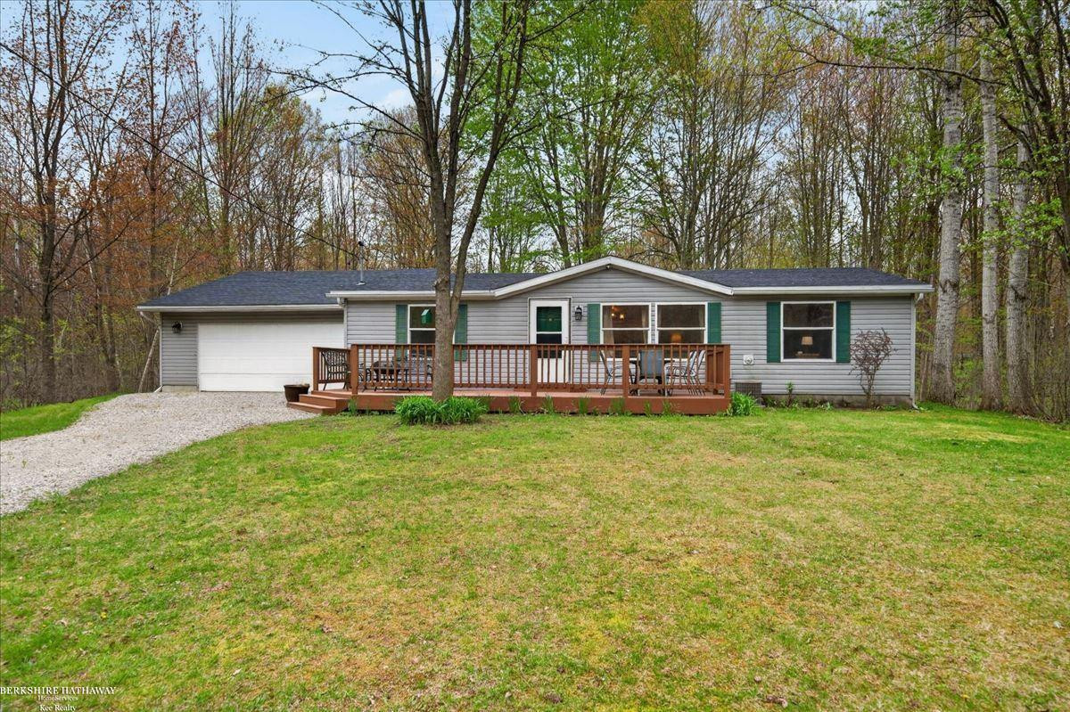 4808 N Water Road, Sanford, MI 48657 — Photo 3
