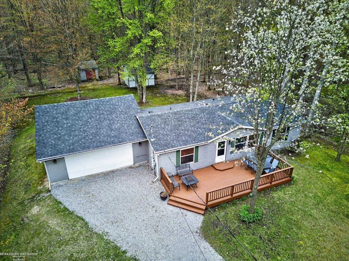 4808 N Water Road, Sanford, MI 48657 — Photo 8