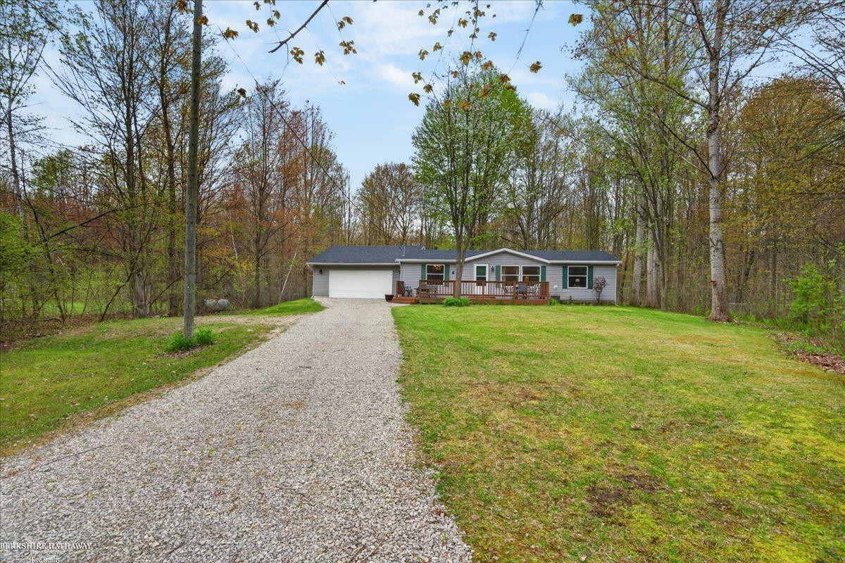 4808 N Water Road, Sanford, MI 48657 — Photo 9