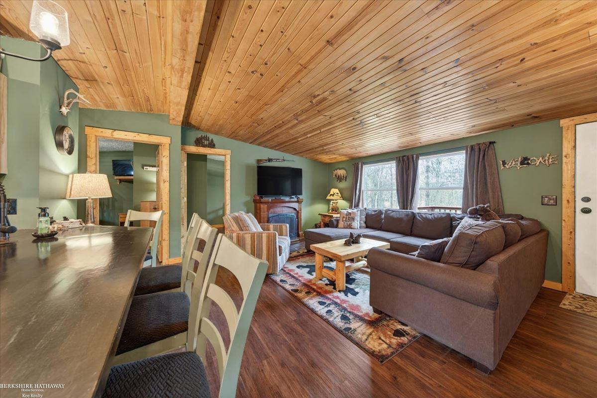 4808 N Water Road, Sanford, MI 48657 — Photo 13