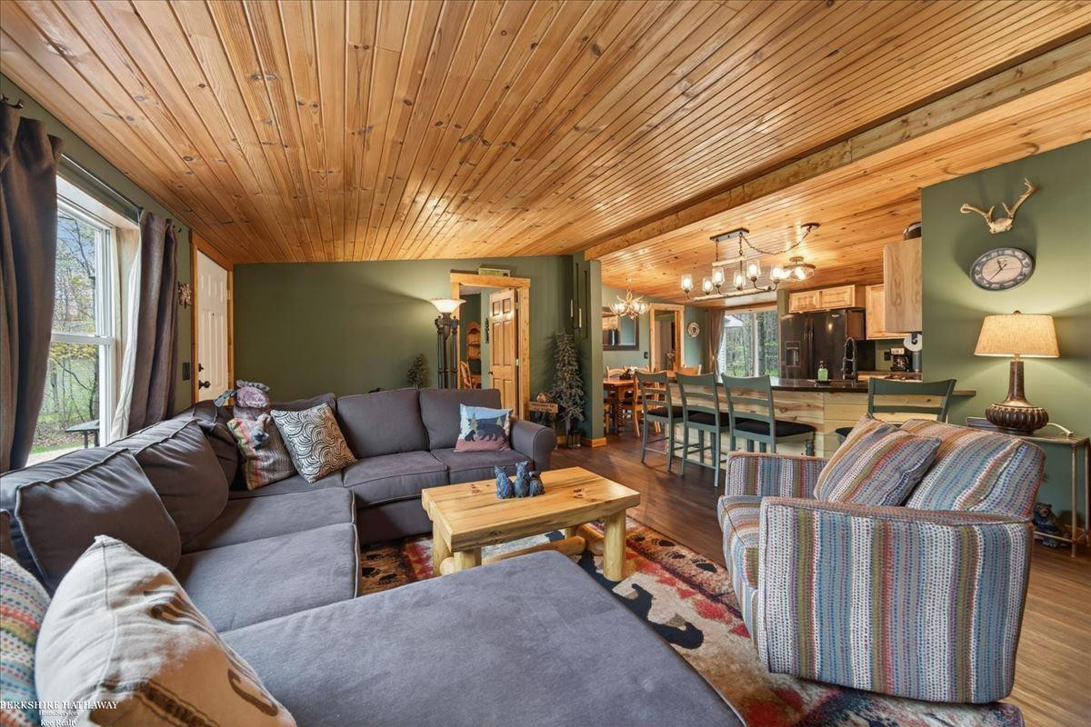 4808 N Water Road, Sanford, MI 48657 — Photo 15
