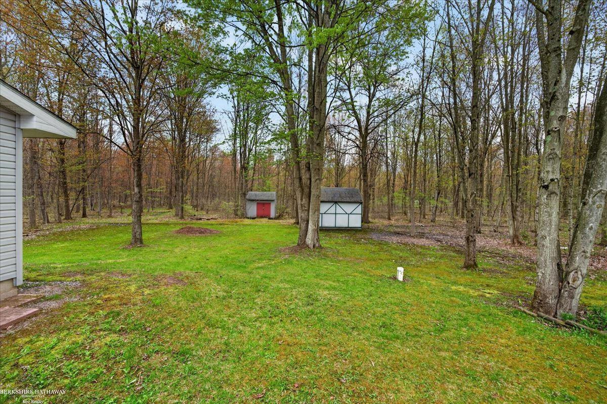 4808 N Water Road, Sanford, MI 48657 — Photo 33