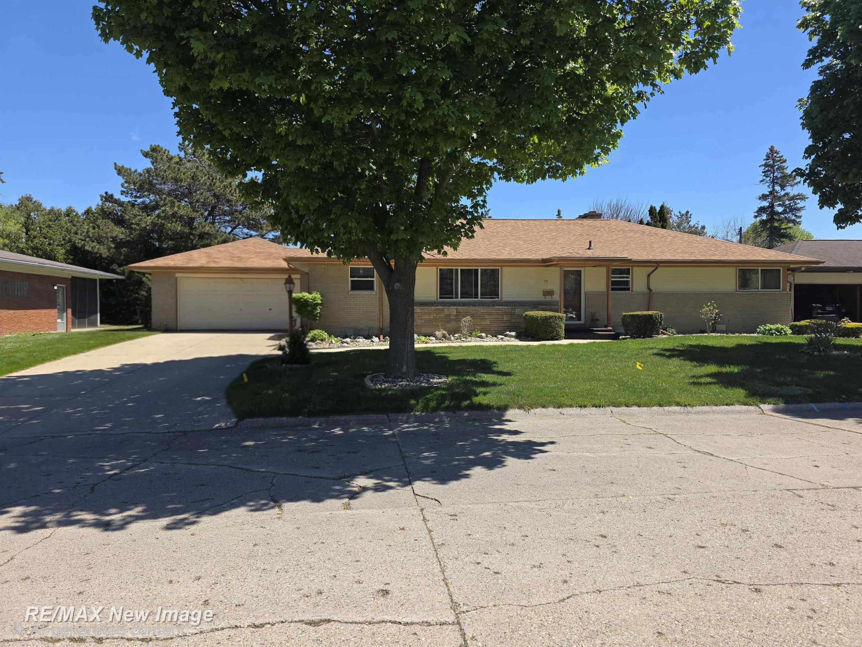 77 Elmview Court, Saginaw, MI 48602 — front exterior