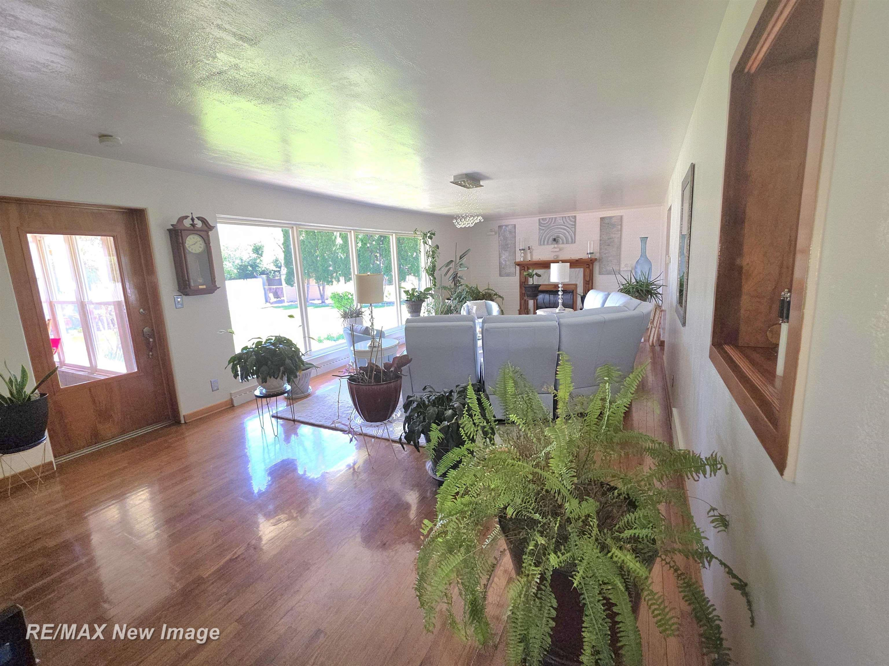 77 Elmview Court, Saginaw, MI 48602 — Photo 3