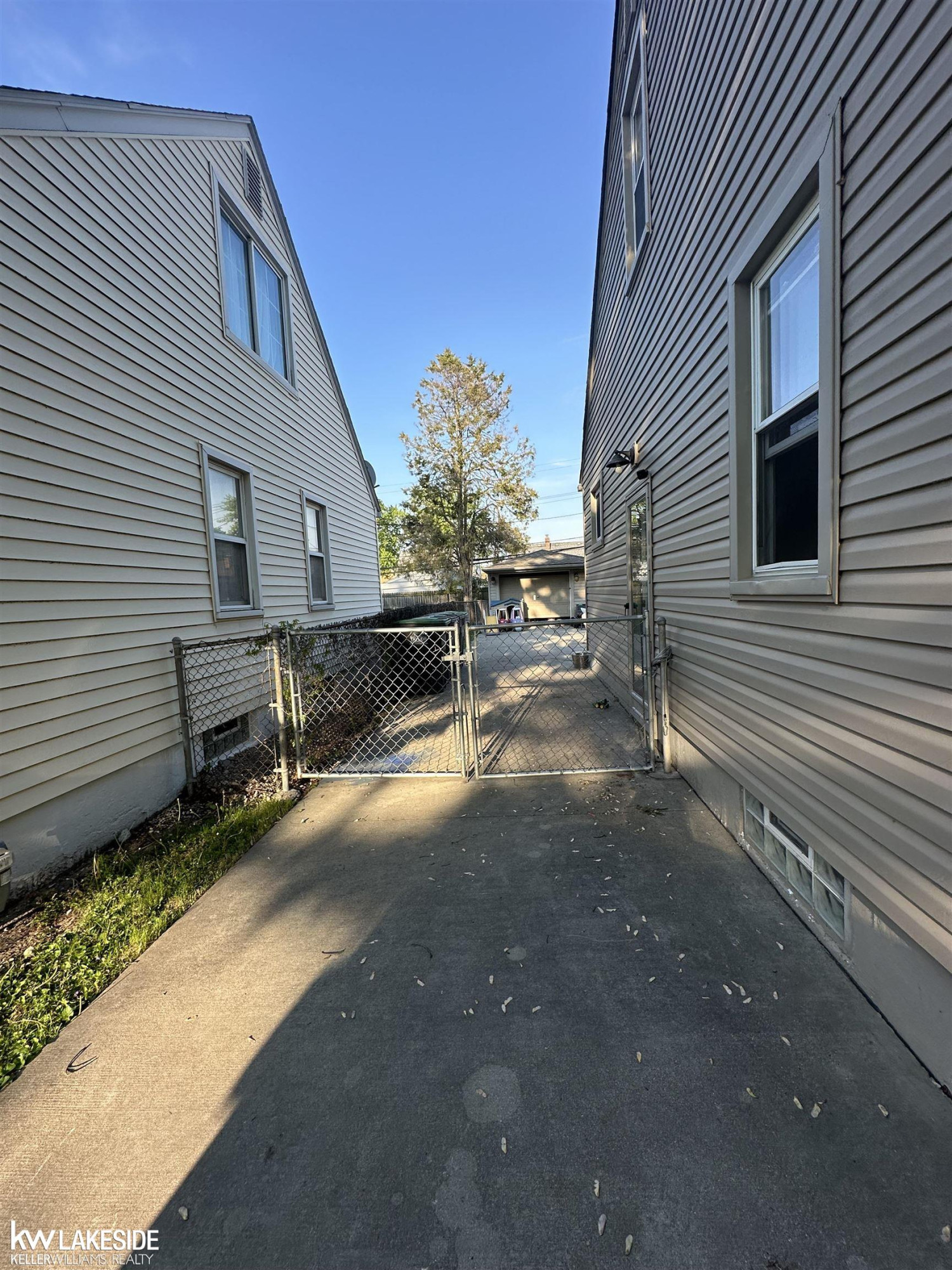 6421 Weddel Street, Taylor, MI 48180 — Photo 4